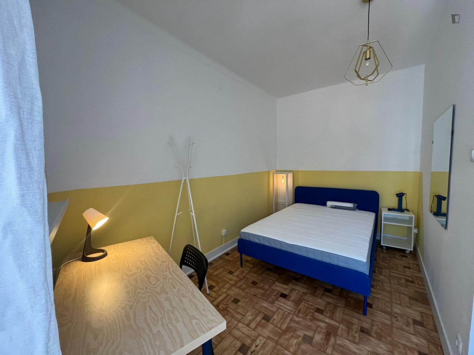 Fantastic Double Bedroom Near ISLA photo 1