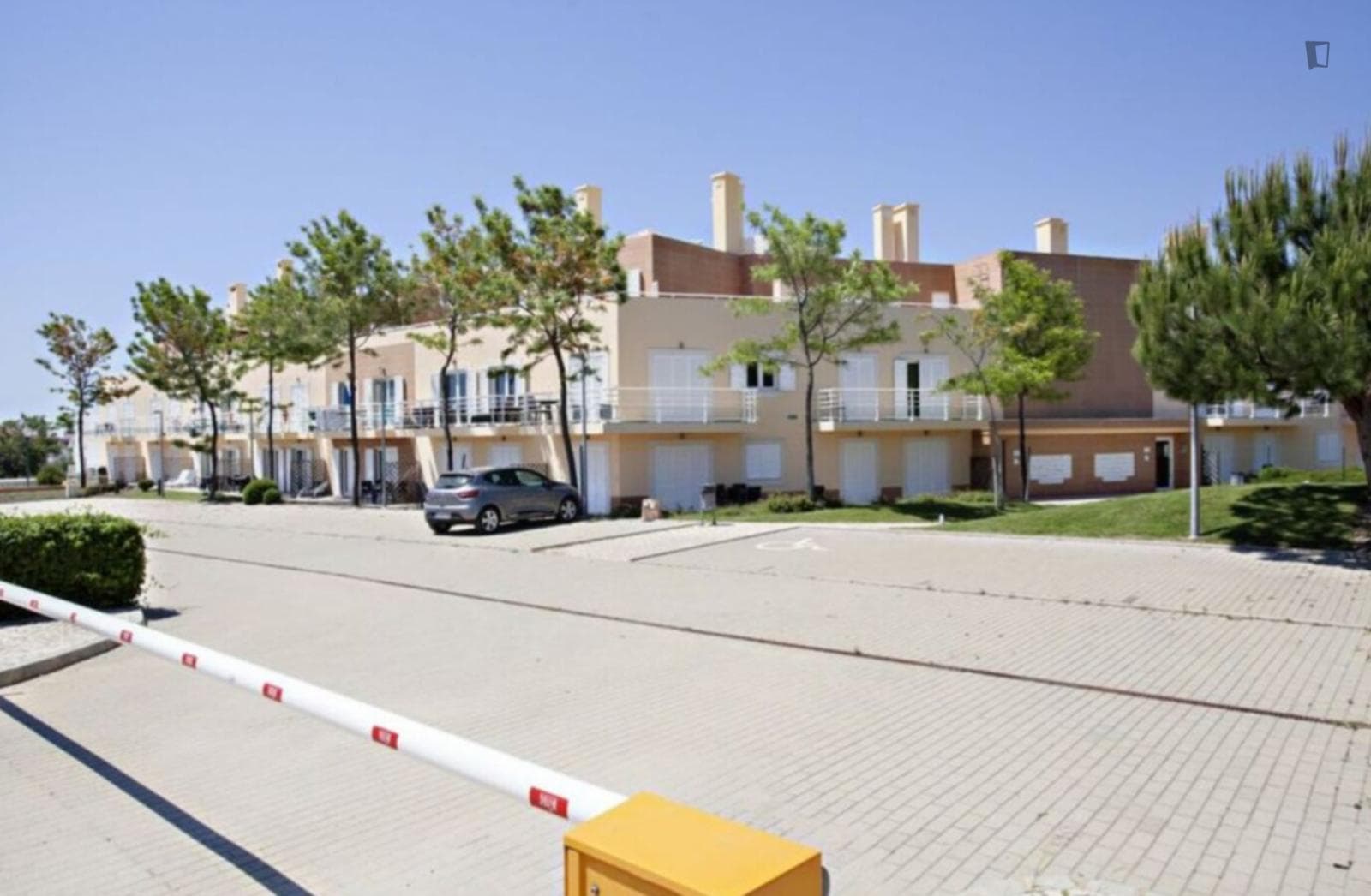 Property photo thumbnail