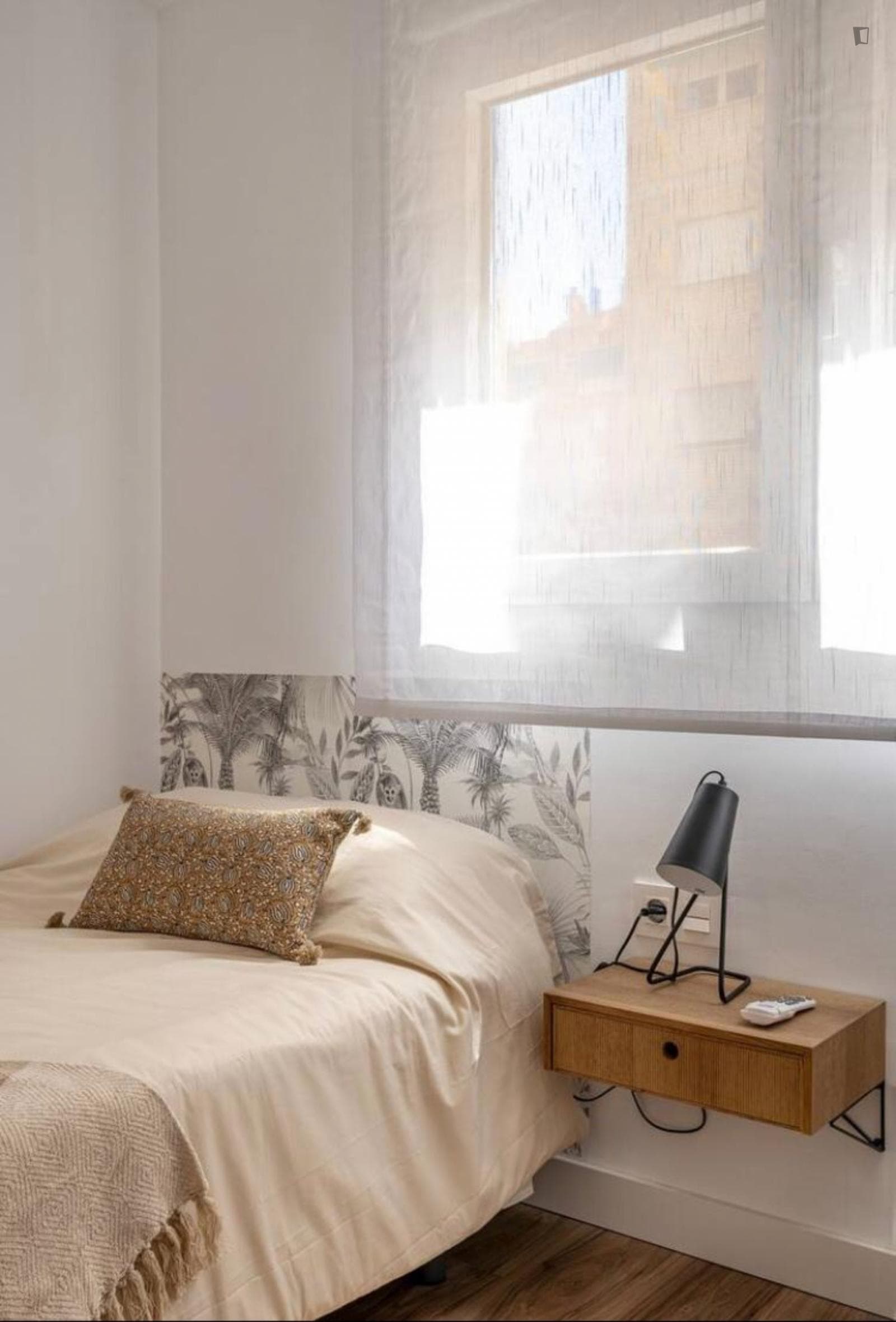 Appealing single bedroom in Zaidín photo 1