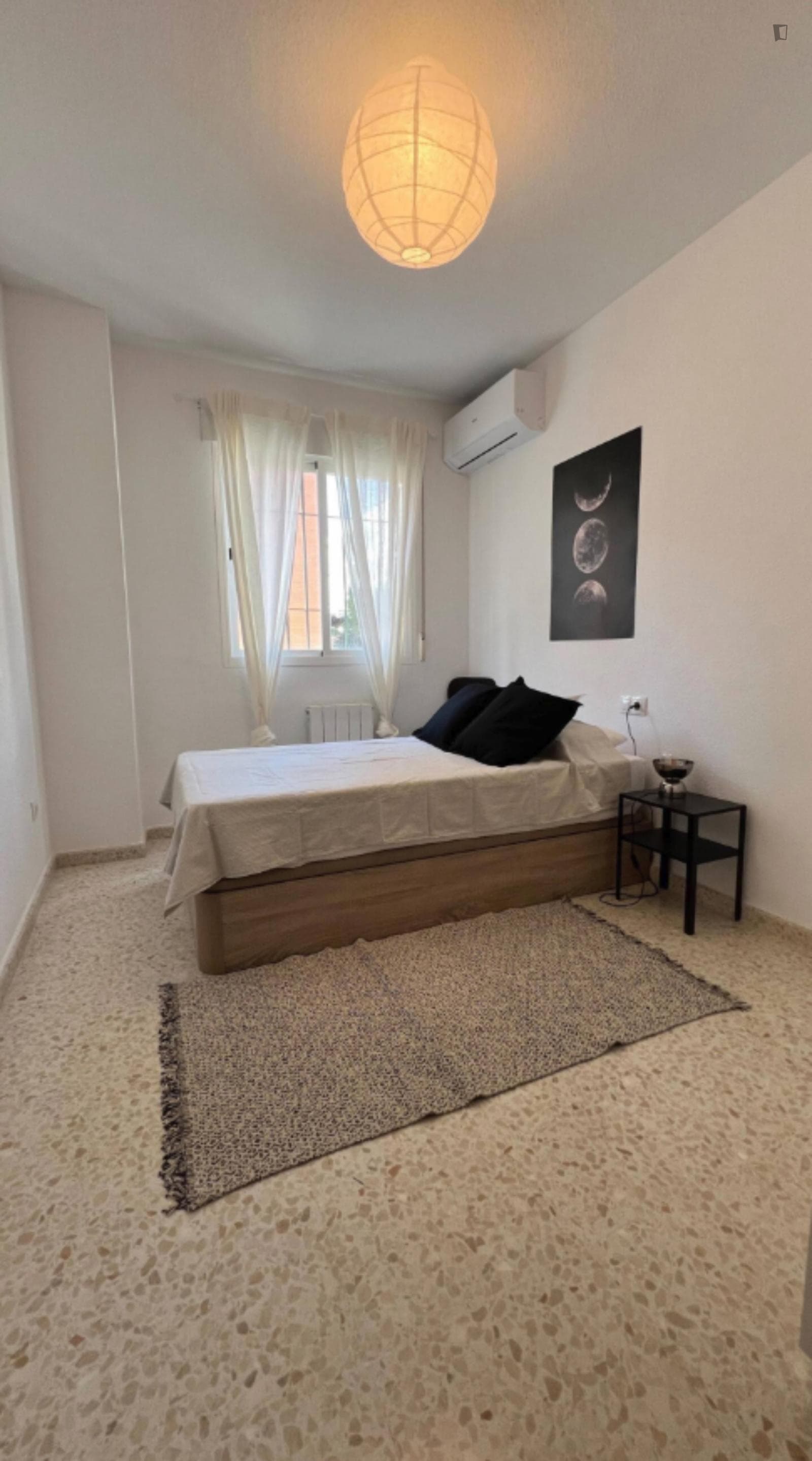 Spacious single bedroom near Facultad de Ciencias del Deporte photo 1