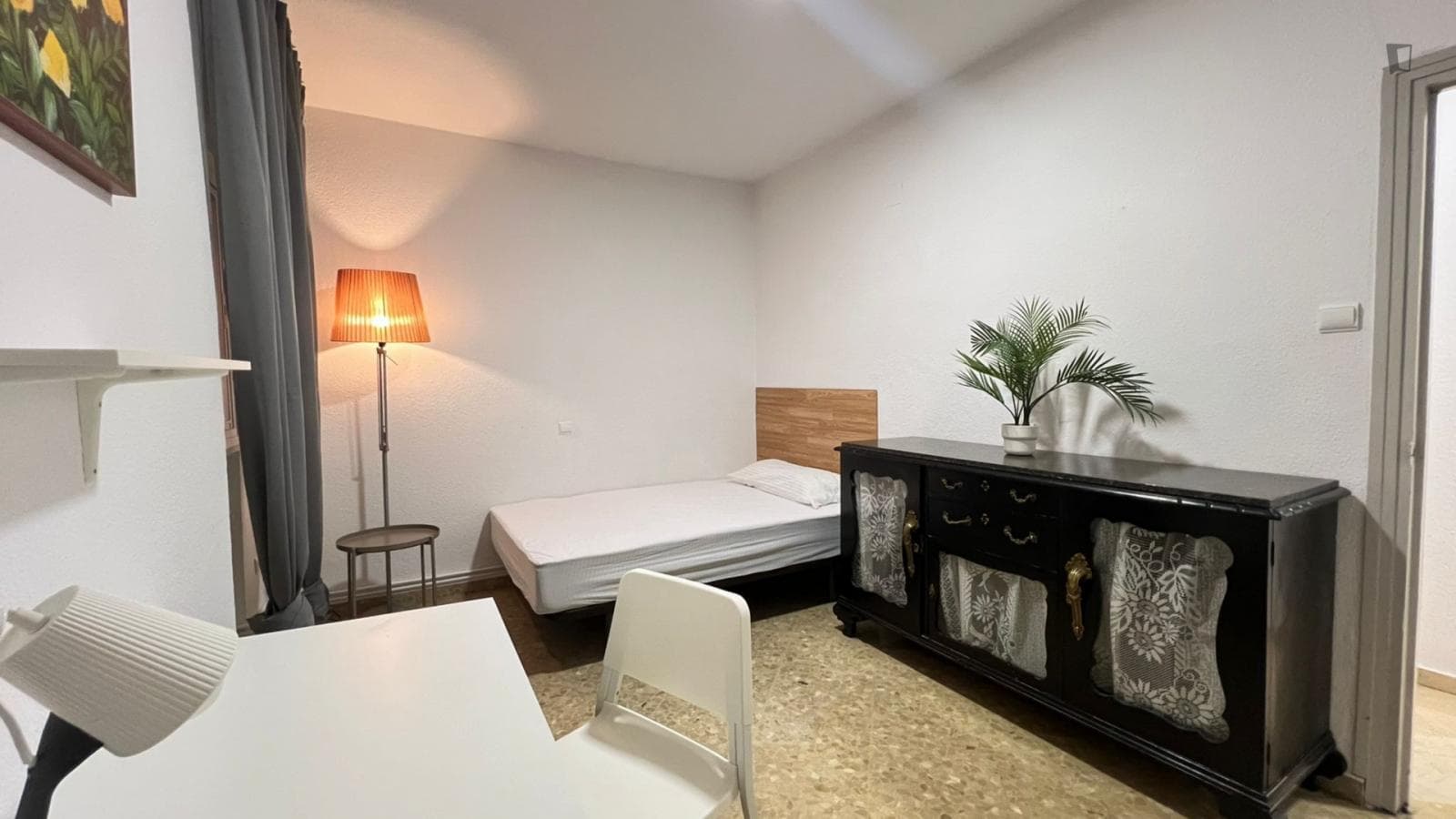 Nice single bedroom near Parque Federico García Lorca photo 1