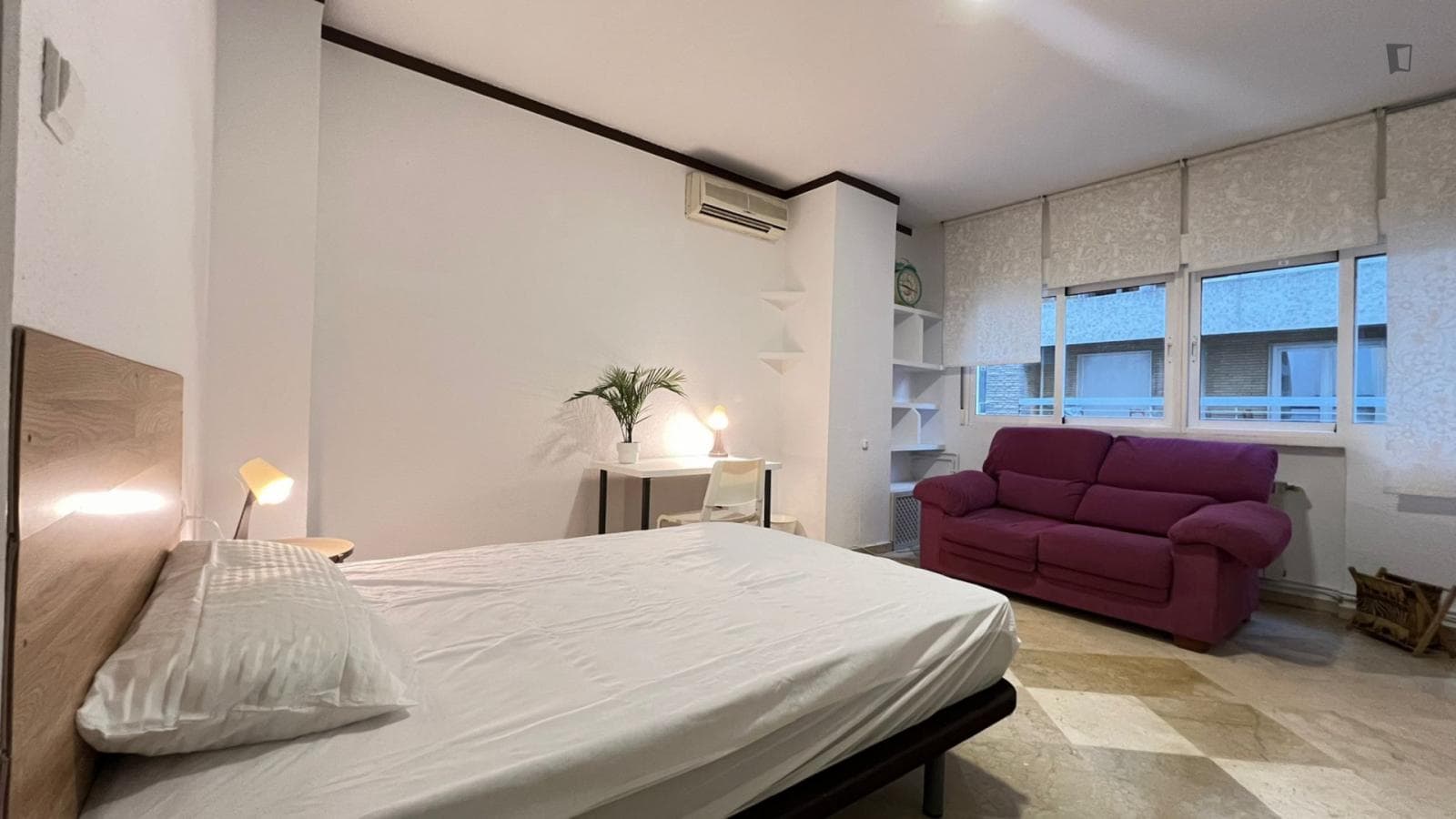 Pleasant double bedroom near Parque Federico García Lorca photo 1