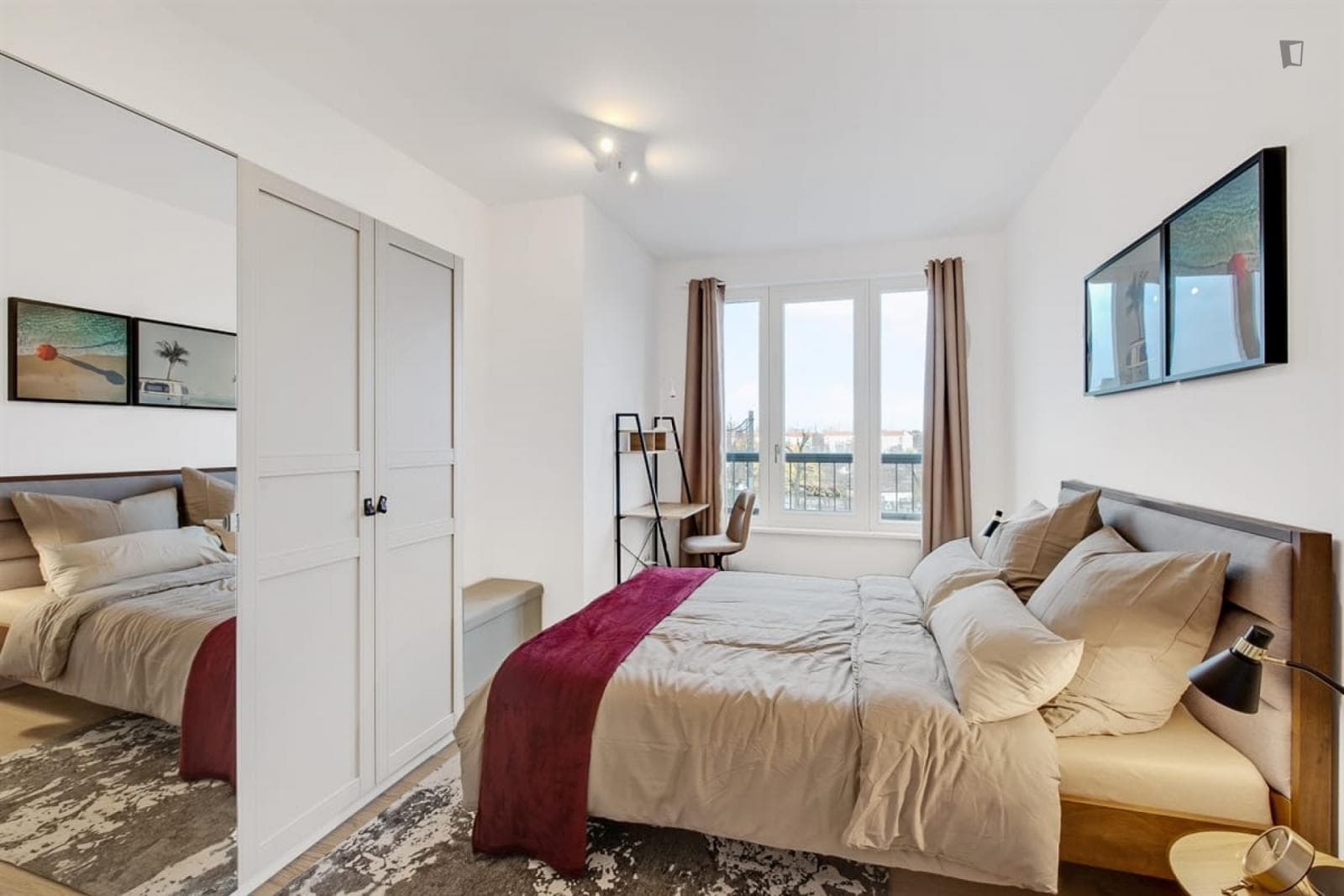 Property photo thumbnail