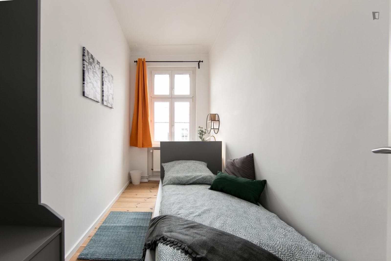 Cosy single bedroom in a well-connected residential area in Schöneberg photo 1