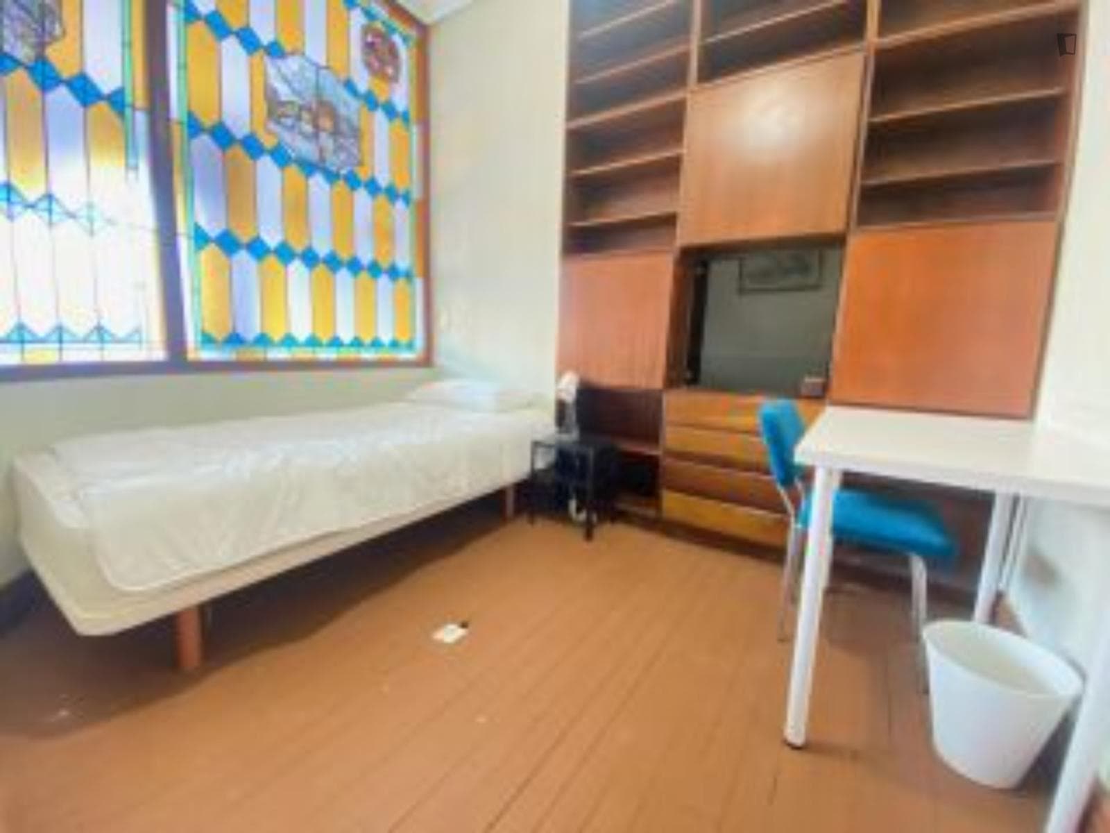 Nice single bedroom in Bilbao close to Sarriko park photo 1