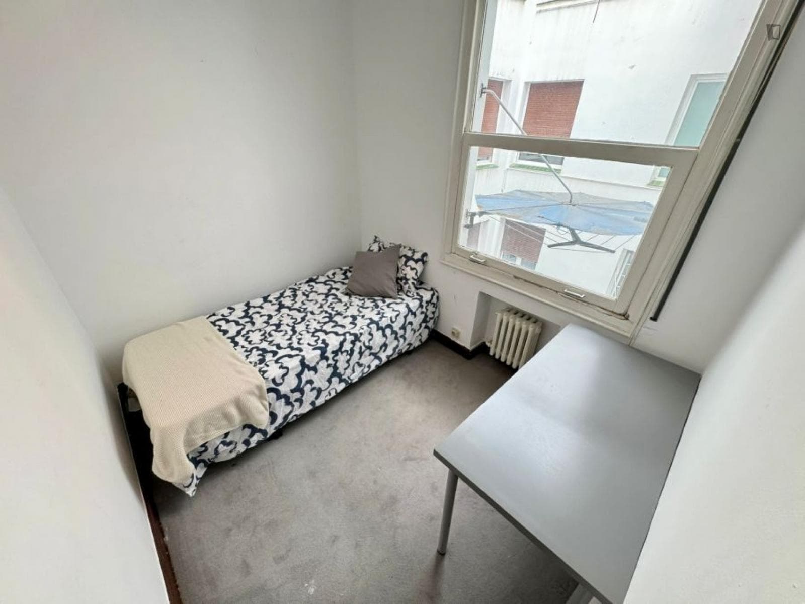 Comfy single bedroom near Parque Doña Casilda Iturrizar photo 1