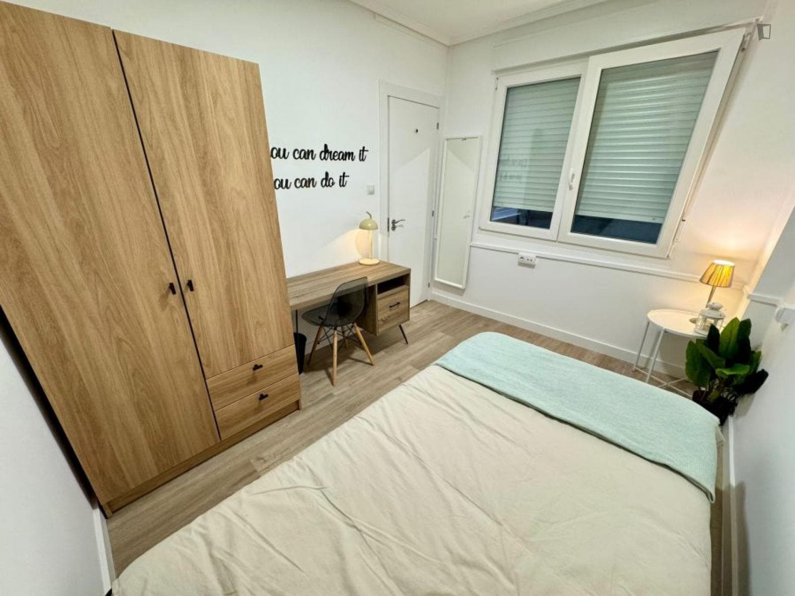 Alluring single bedroom in Matiko photo 1