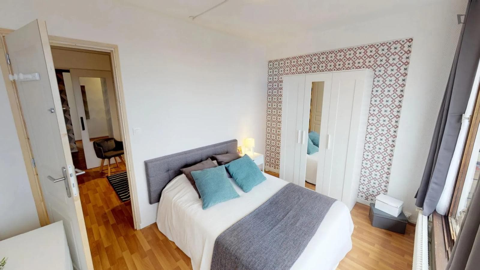 Property photo thumbnail