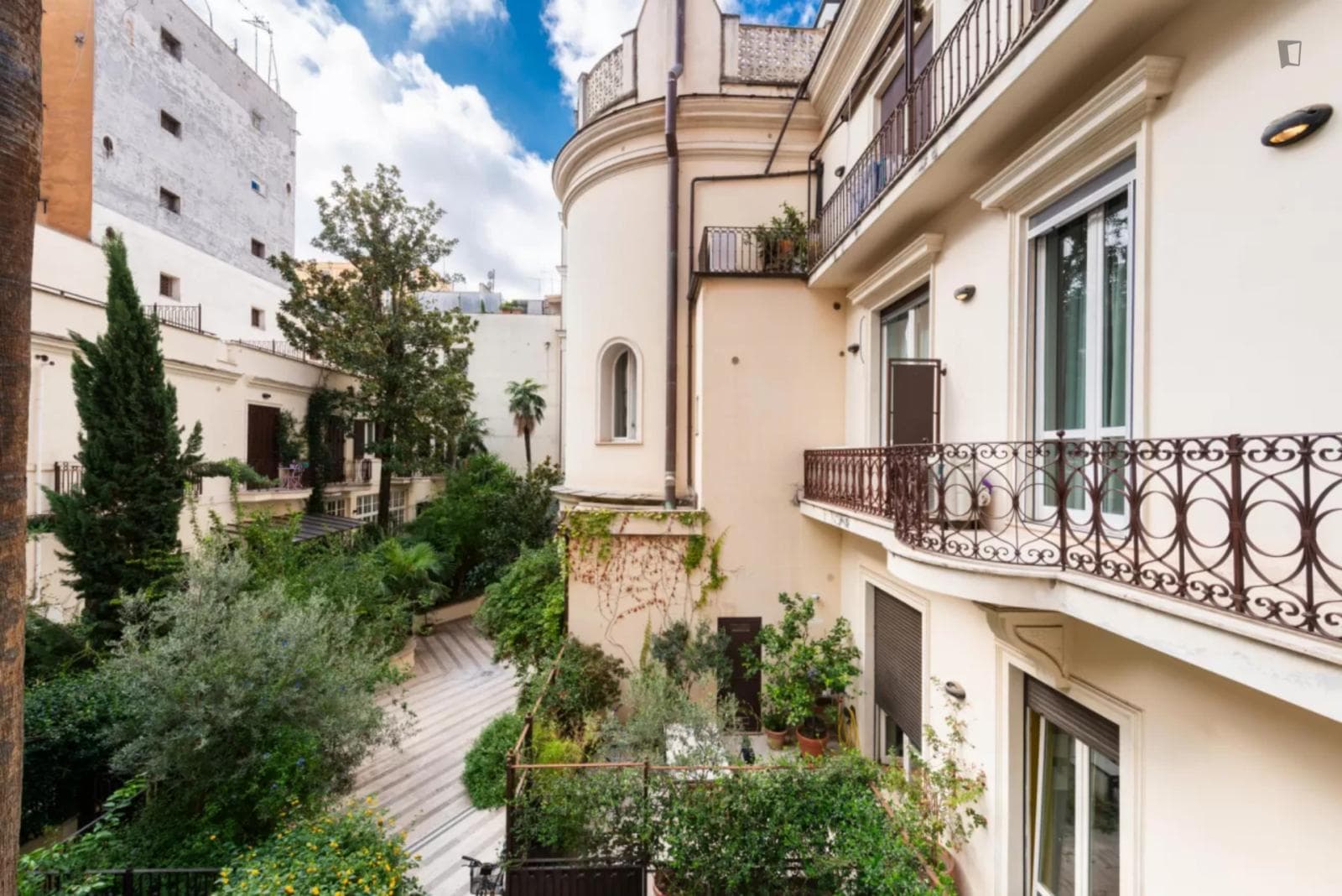 Property photo thumbnail