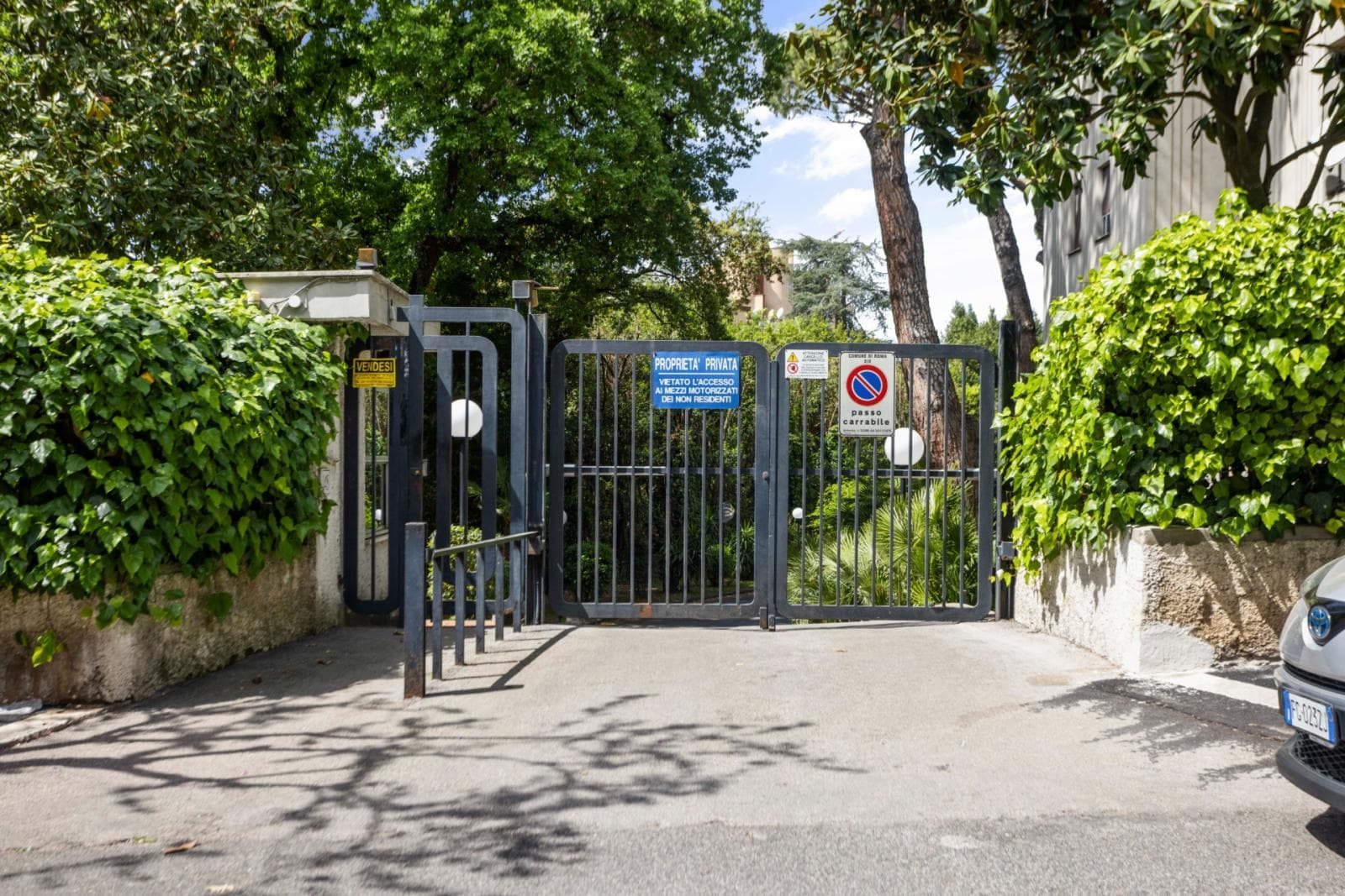 Property photo thumbnail