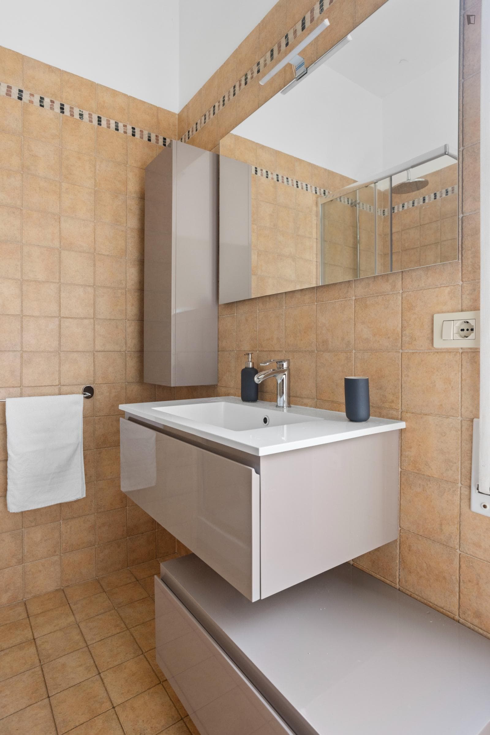 Marvellous 1-bedroom flat near Loyola University Chicago John Felice Rome Center  photo 1
