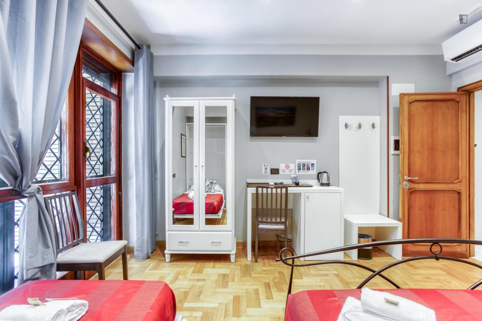 Property photo thumbnail