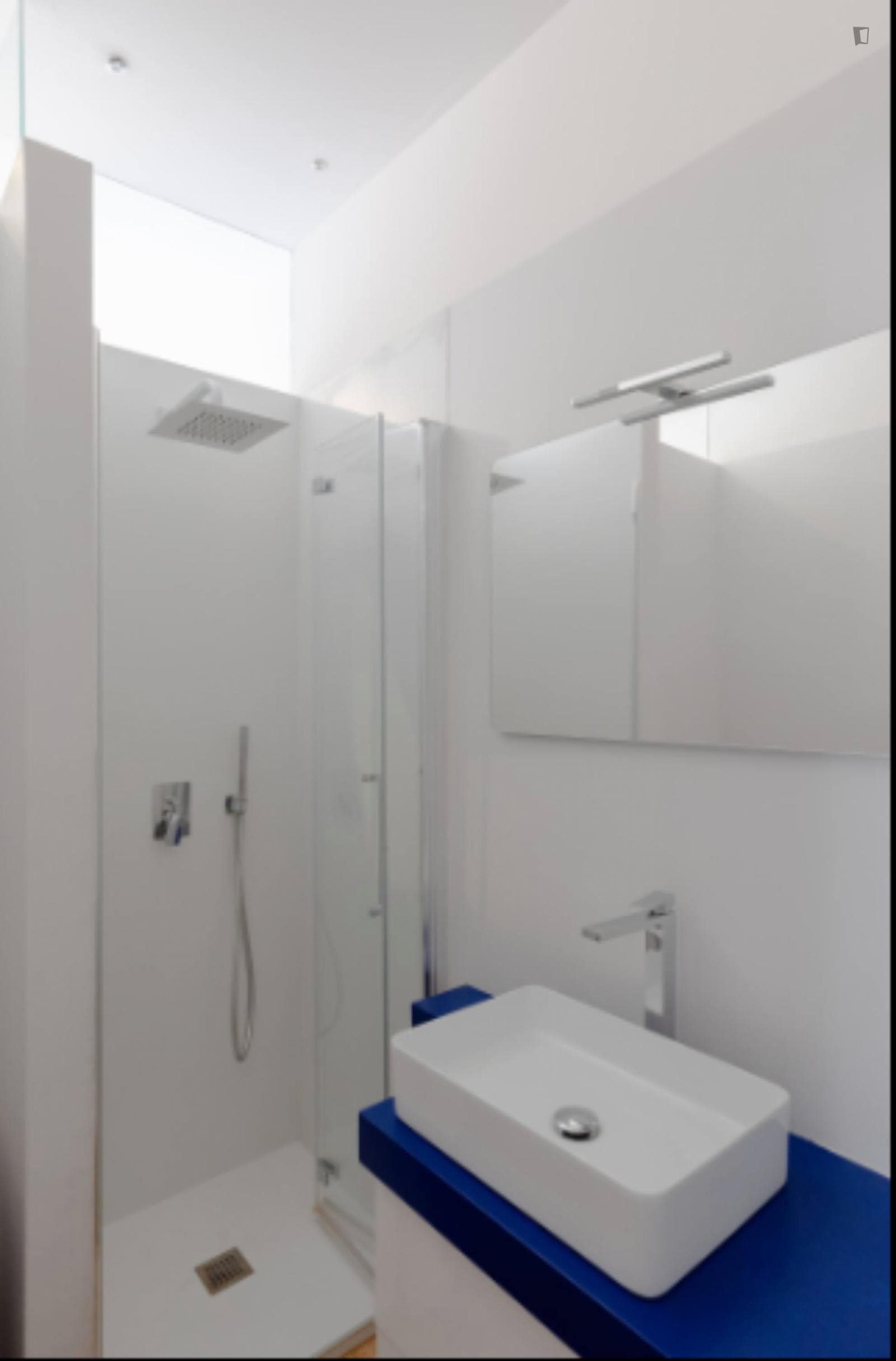 Beautiful 2-Bedroom Apartment photo 1