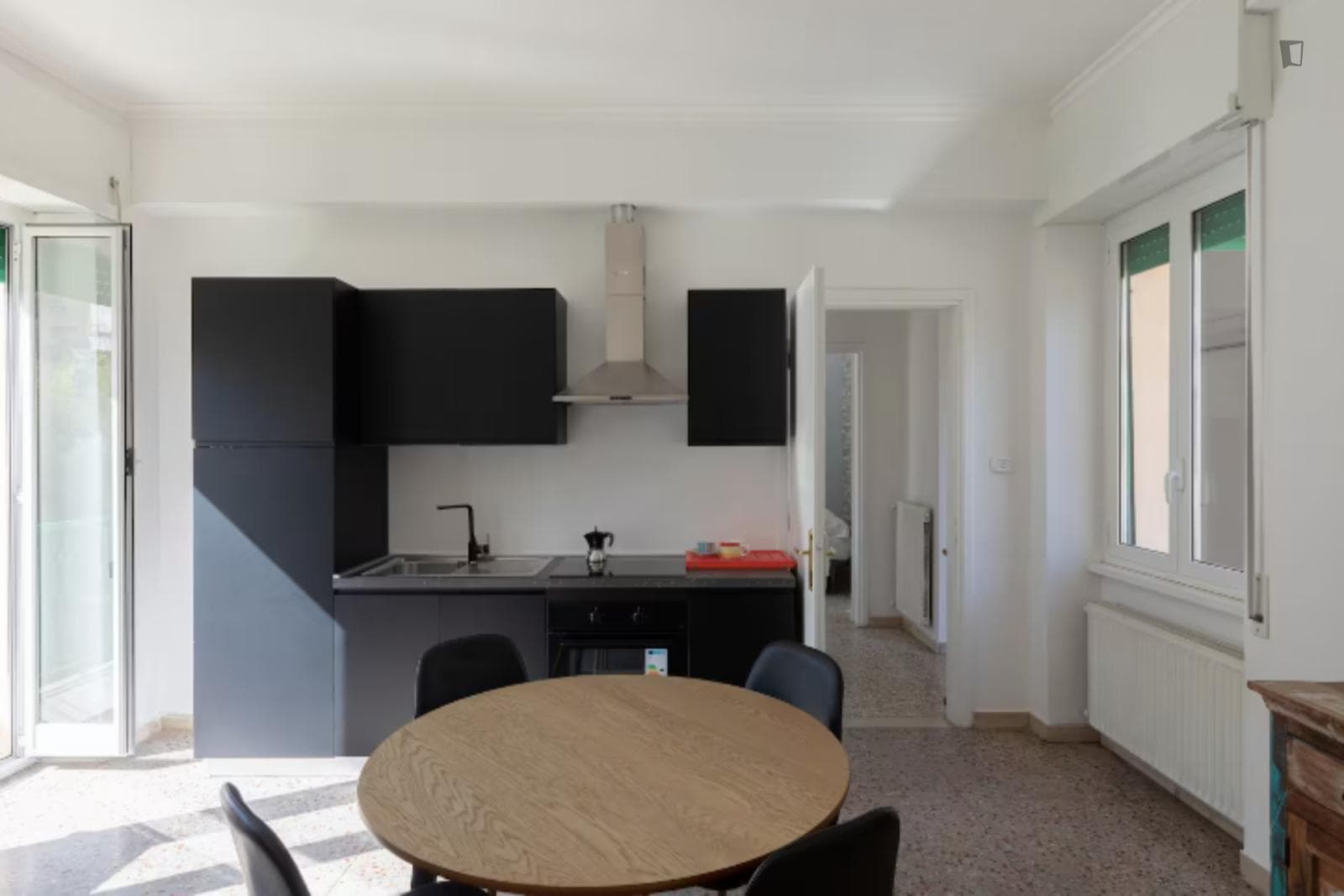 One-Bedroom Apartment with Terrace near Vatican City photo 1