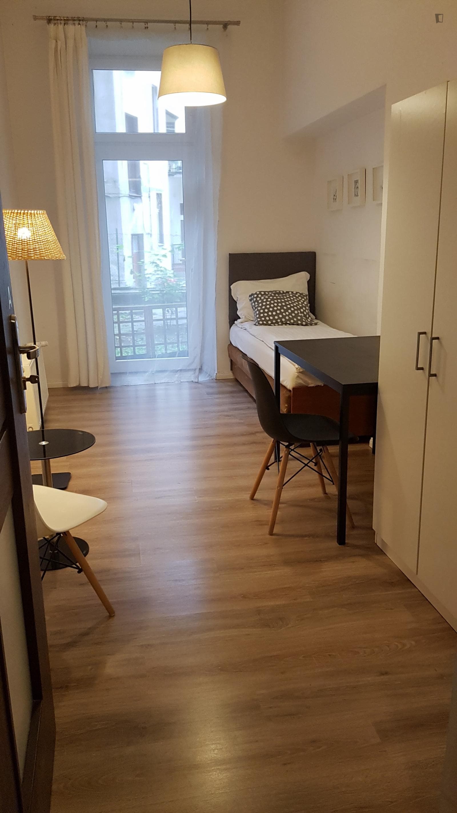Neat single bedroom in Stradom photo 1