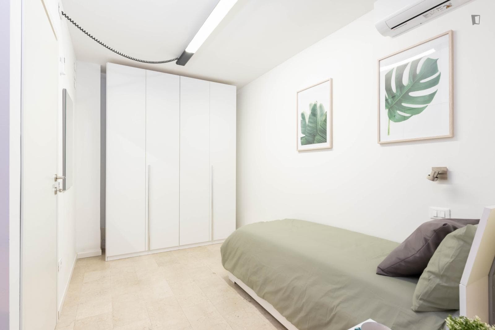 Homely single bedroom near the Padova train station photo 1
