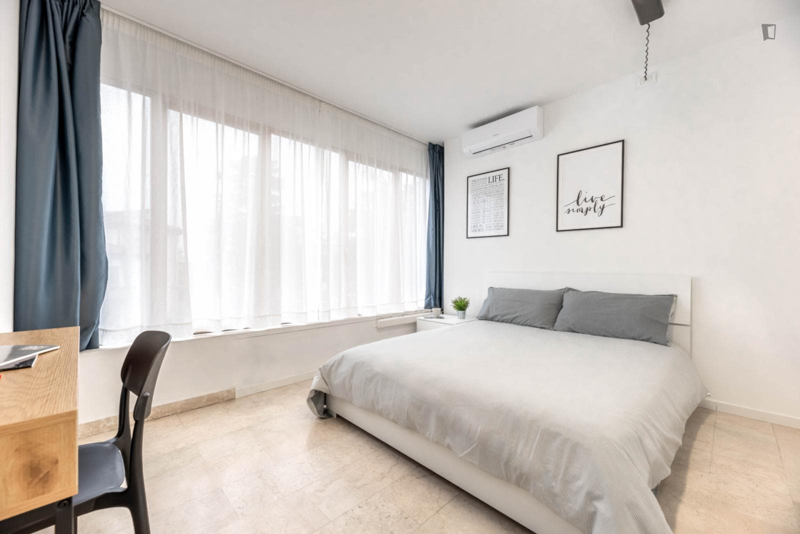 Delightful double bedroom iin Quartiere 2 Nord photo 1