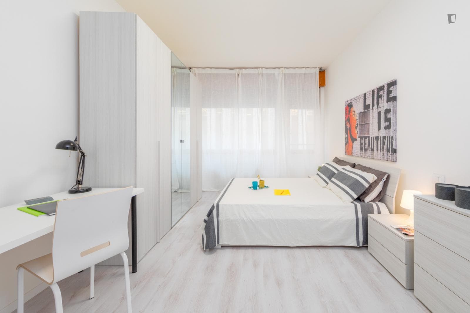 Property photo thumbnail