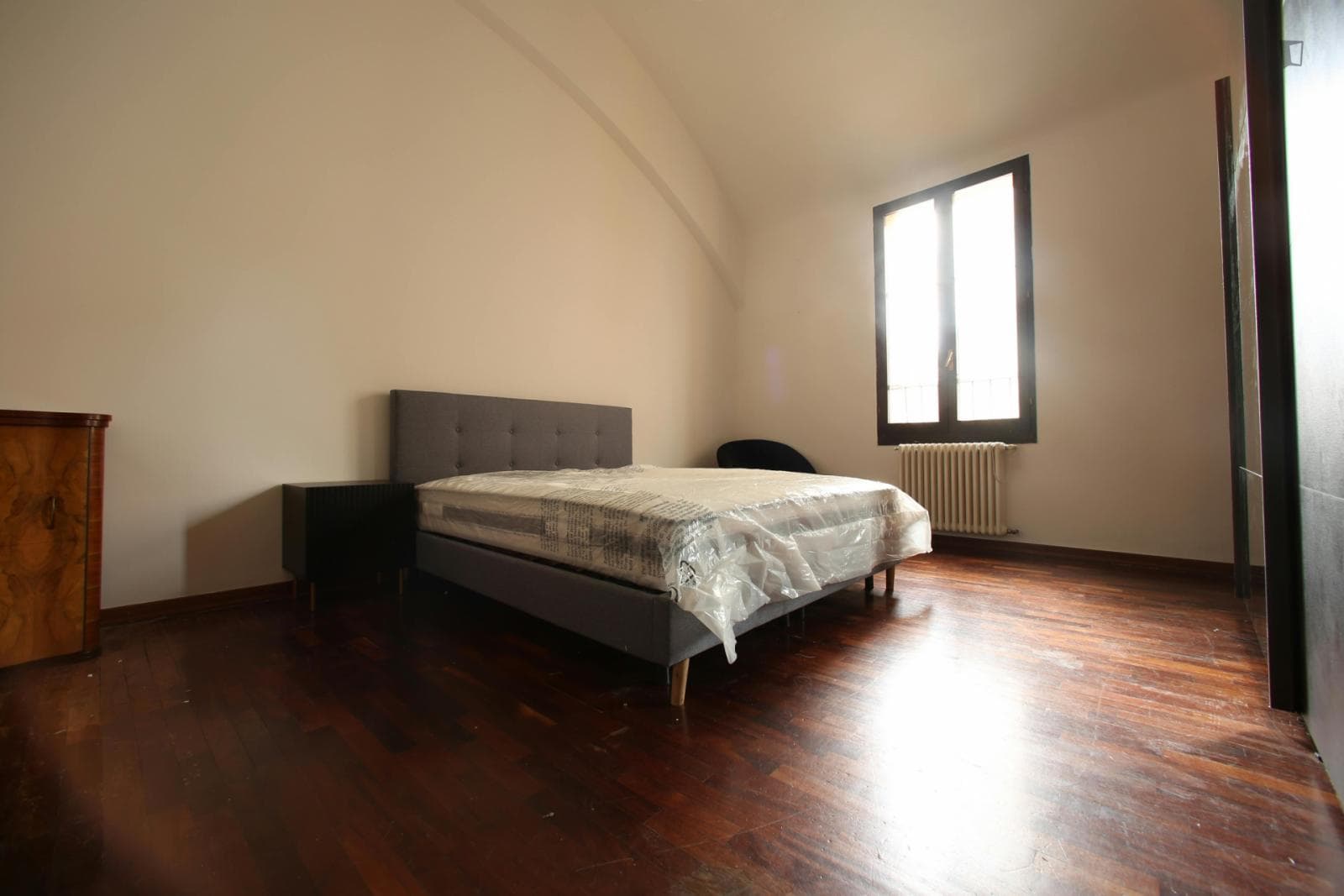 Inviting 2-bedroom flat near Piazza della Resistenza photo 1
