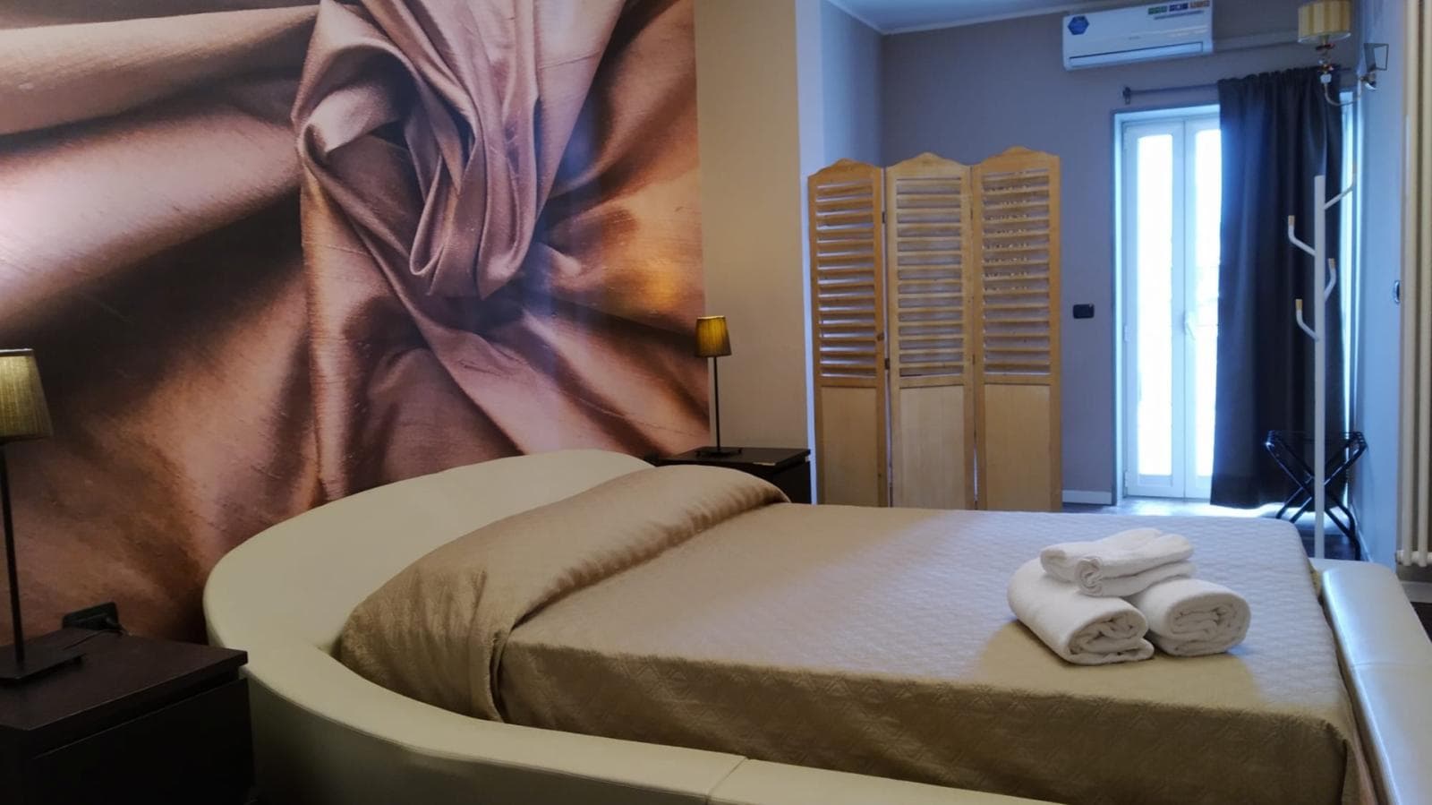 Cosy double ensuite bedroom in Quartiere Umbertino photo 1
