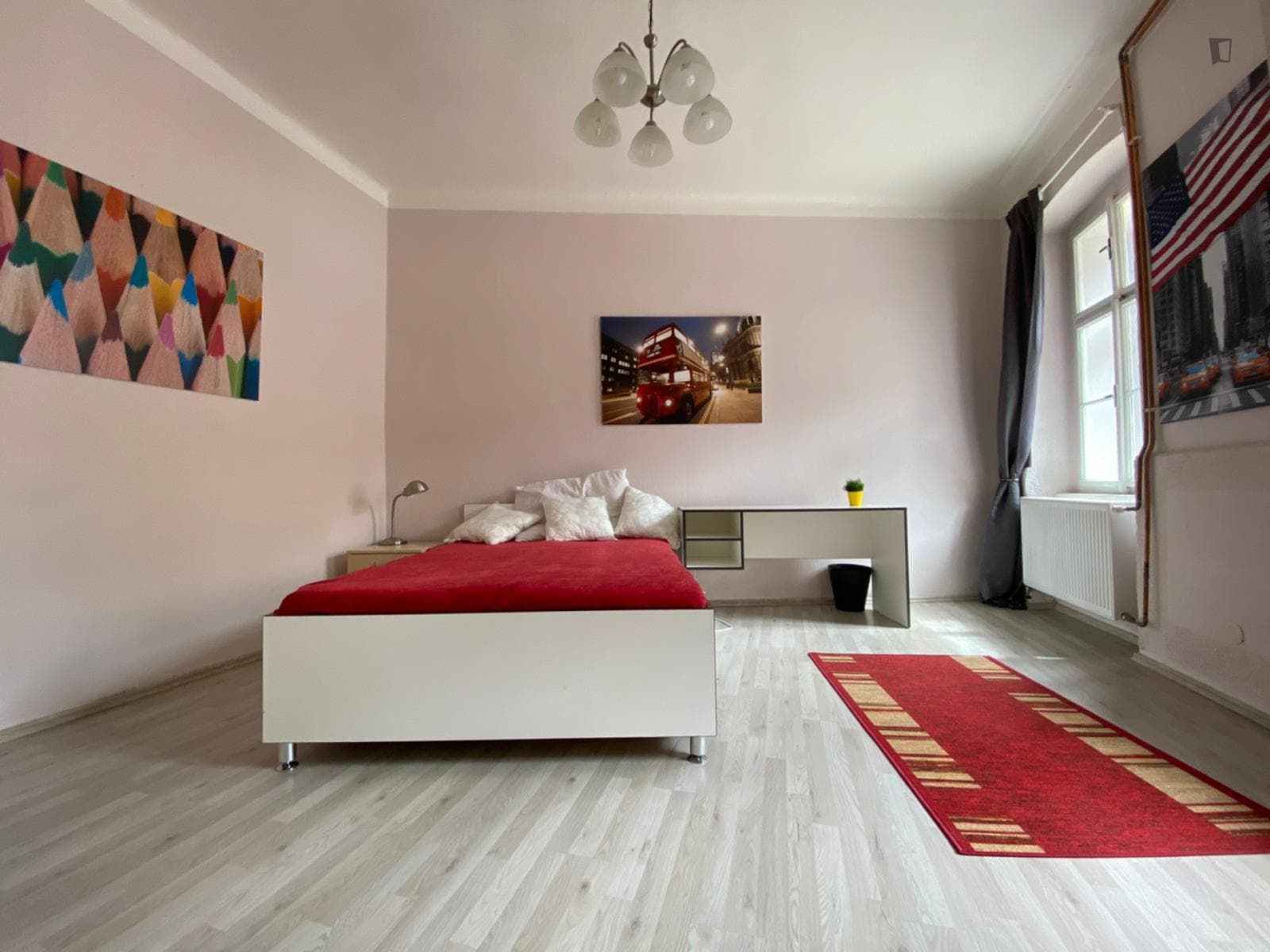 Appealing 1-bedroom apartment in Žižkov photo 1