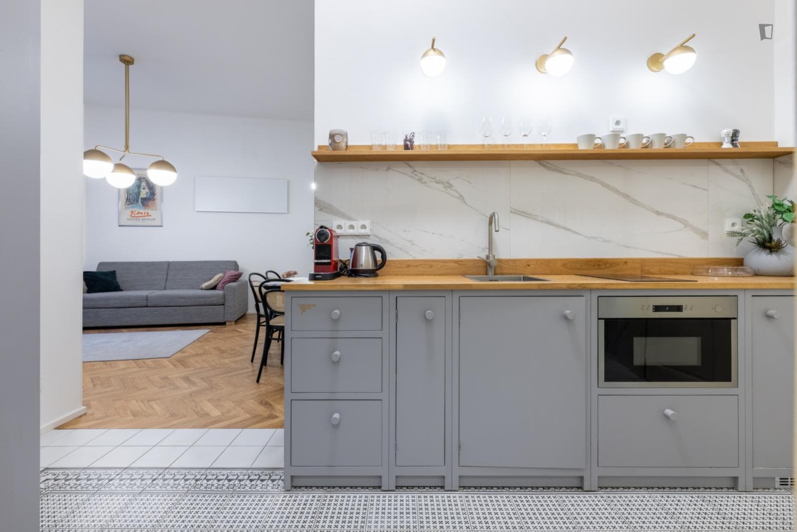 Tasterful 1-bedroom apartment in Prague 1 photo 1