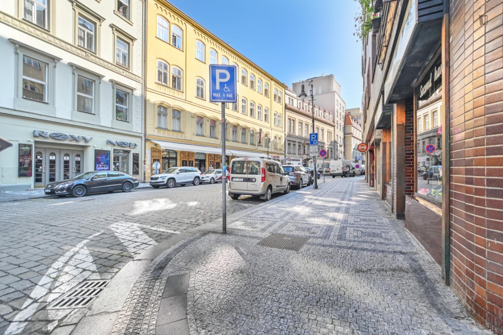 Property photo thumbnail