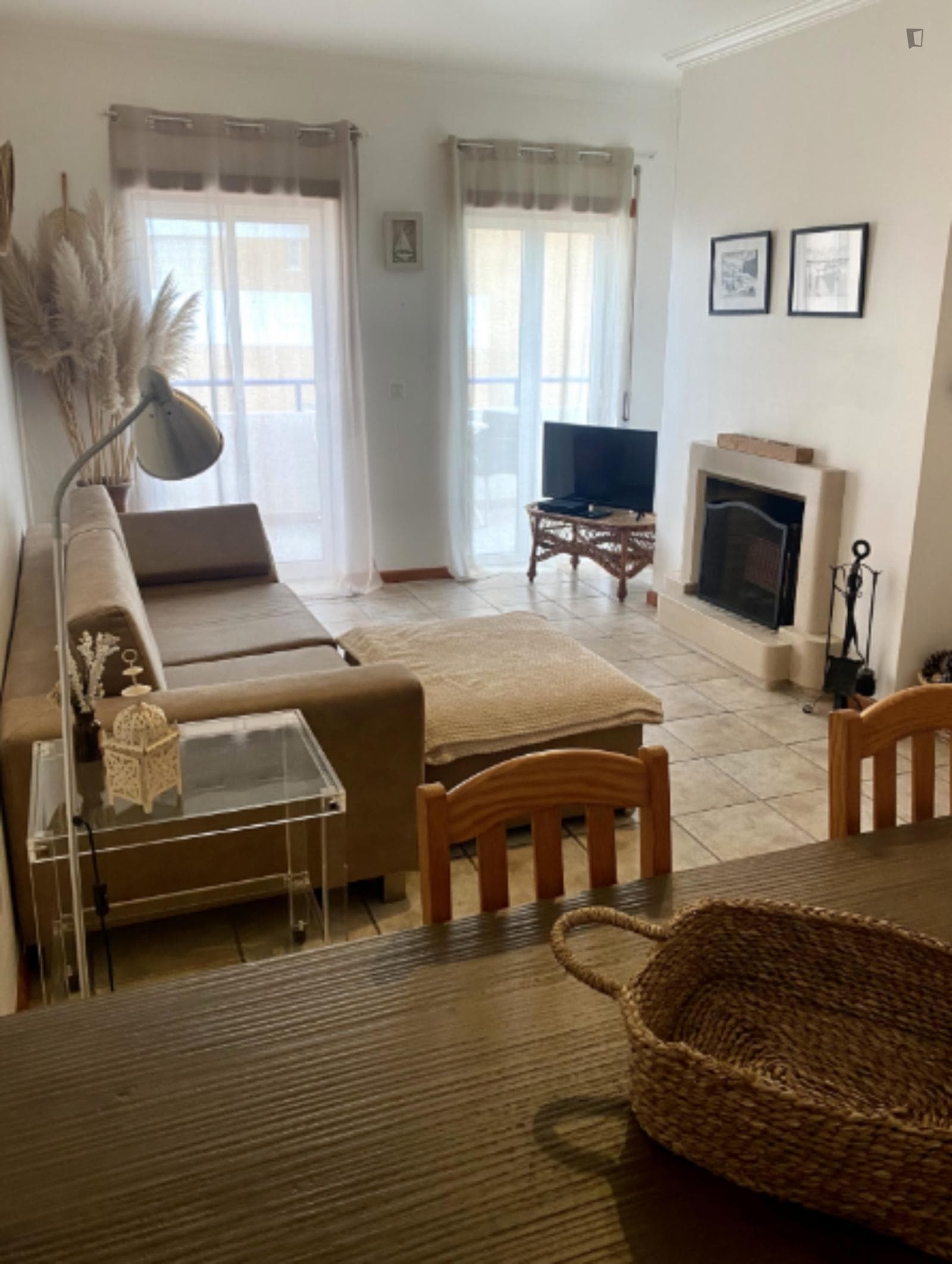 Charming 2 Bedroom Apartment with a Balcony close to Nazaré Beach photo 1