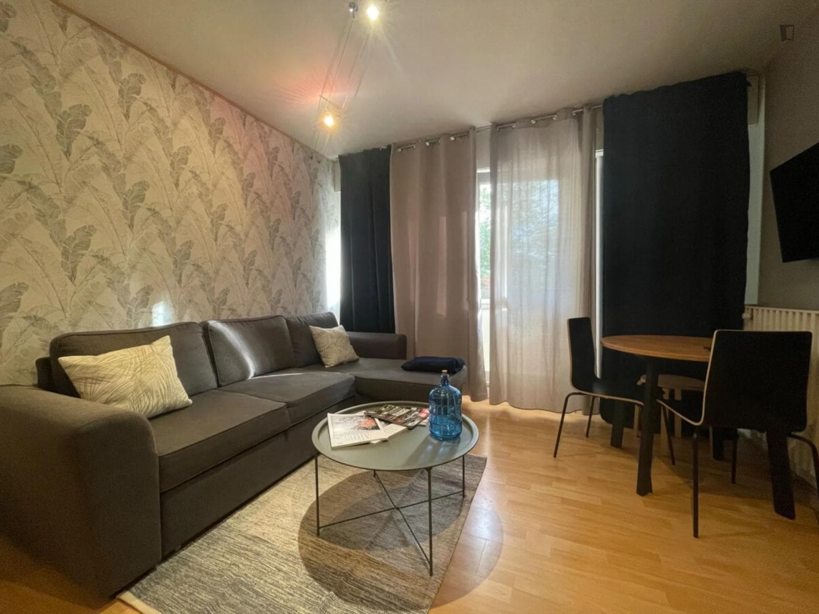 Property photo thumbnail
