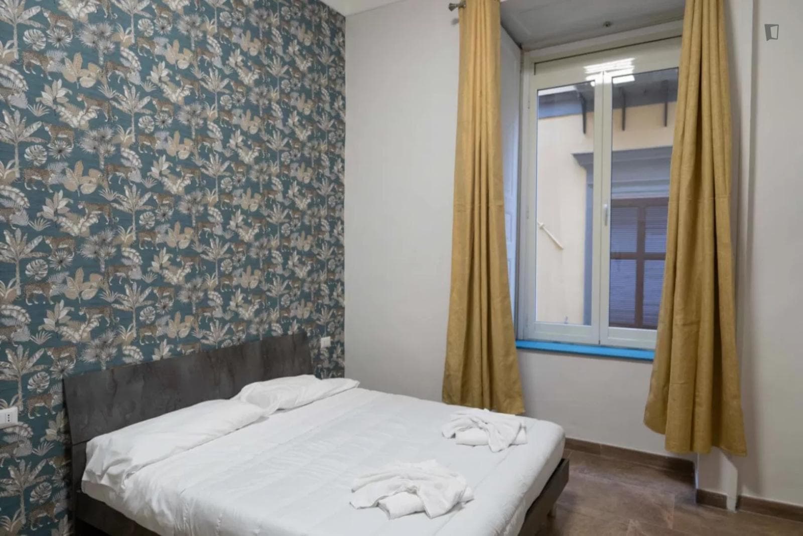 Homely studio close to the Montesanto train station photo 1