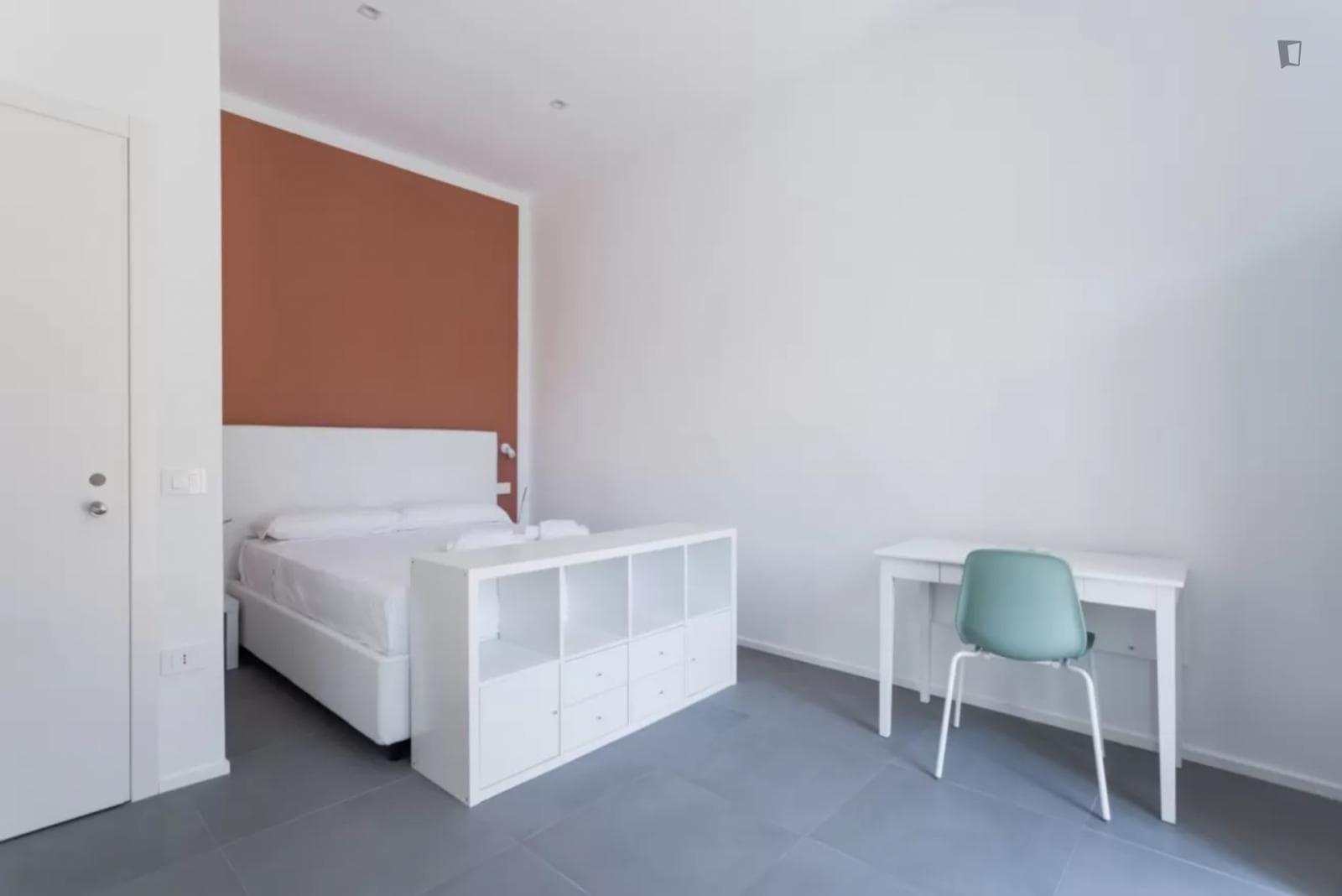 Welcoming studio in the Porto neighbourhood photo 1