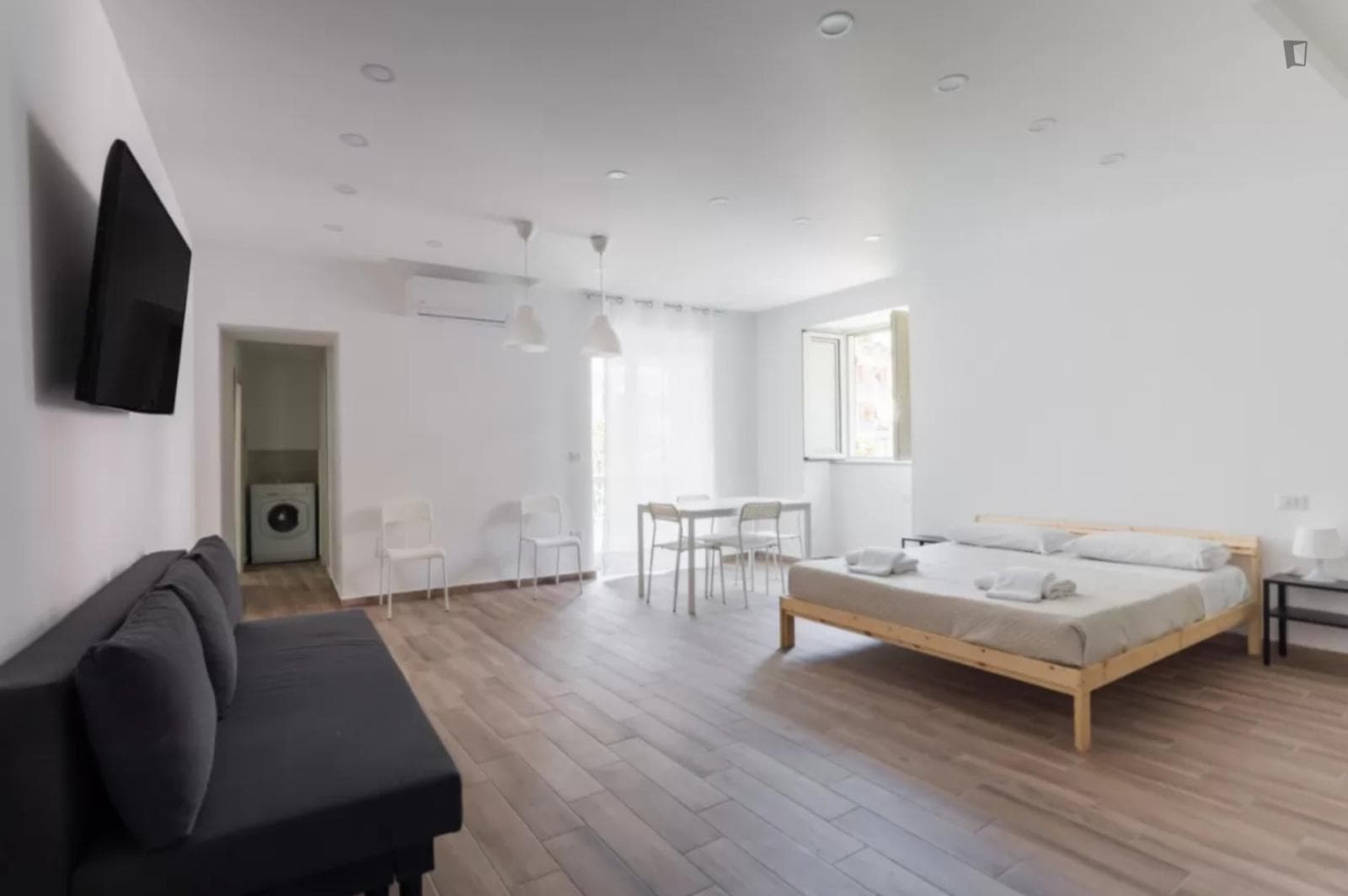 Charming 1-bedroom flat in San Giorgio a Cremano photo 1