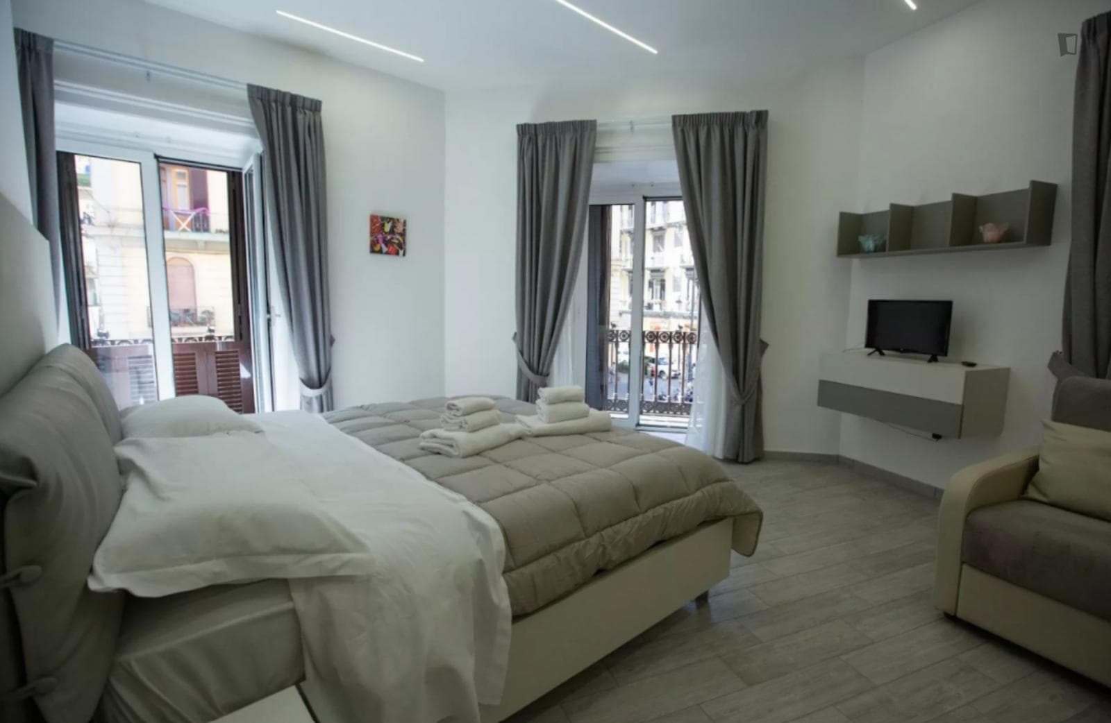 Property photo thumbnail