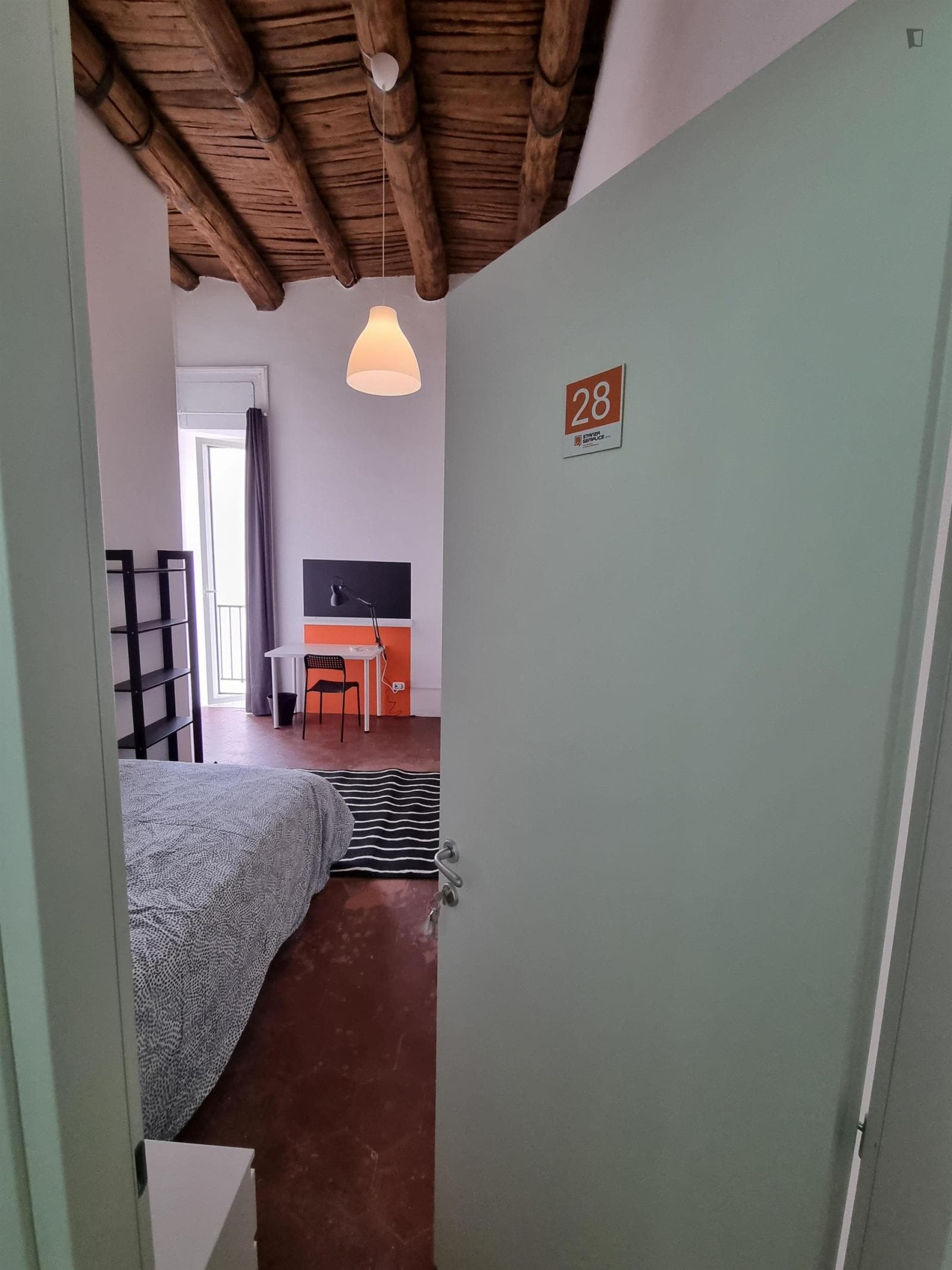 Airy double bedroom in the centre of Naples photo 1