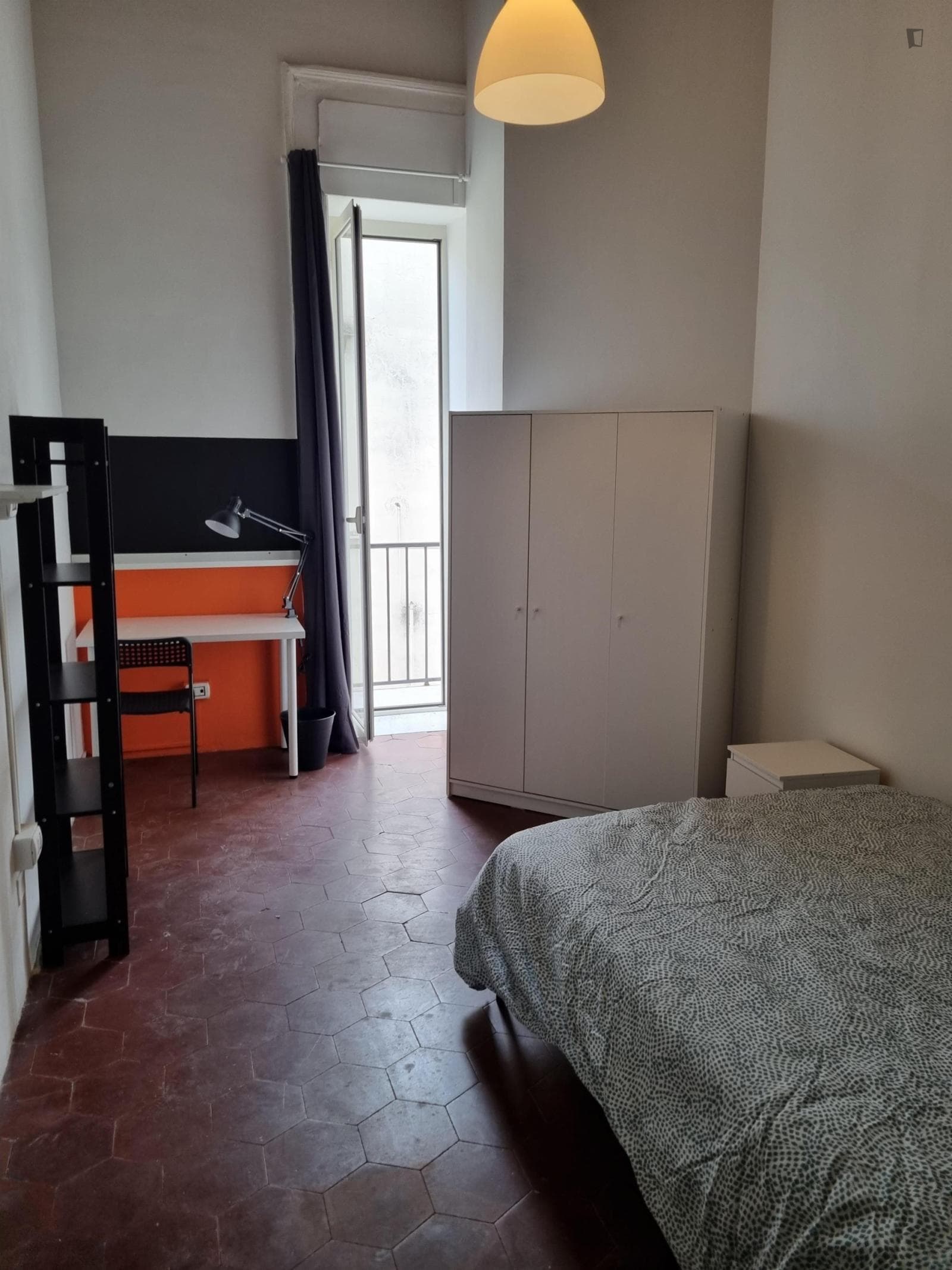 Breezy double bedroom in Centro Storico photo 1