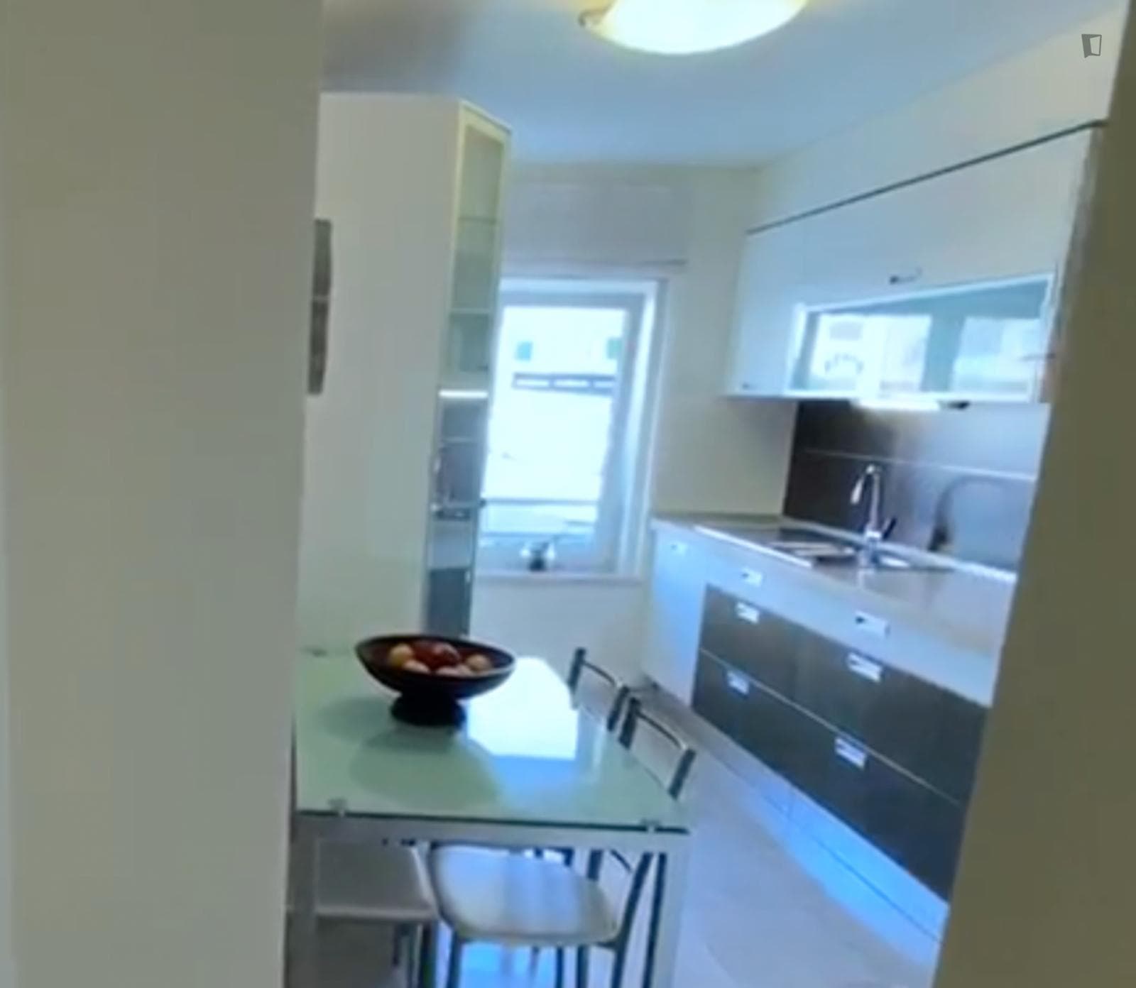 Irresistible 2 Bedroom Apartment close to Caldas da Rainha Train Station photo 1