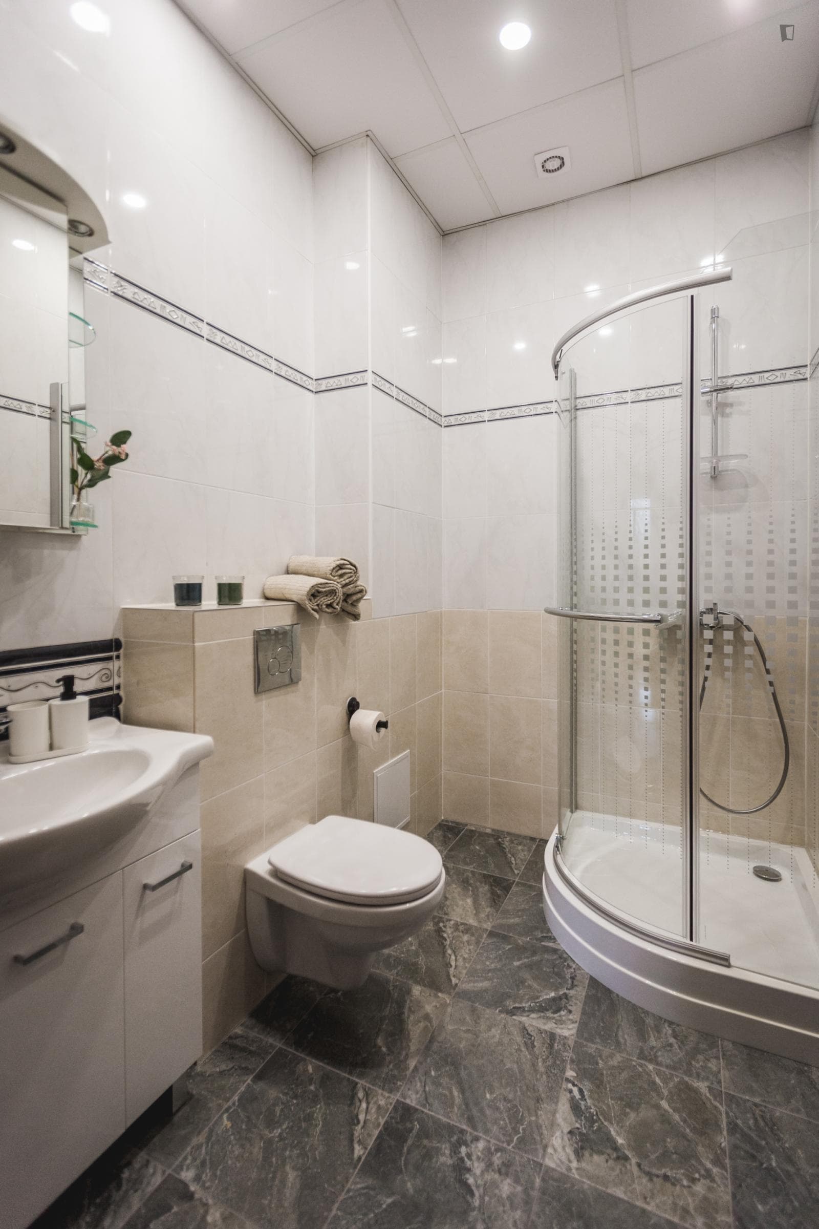 Inviting double bedroom in the centre of Riga photo 1