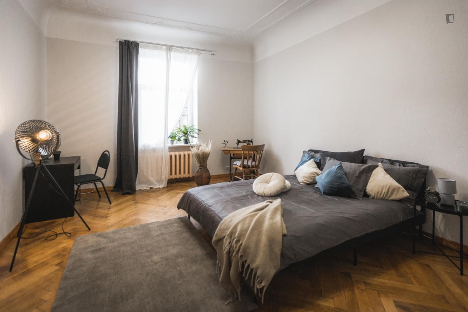 Interesting double bedroom in Centrs photo 1