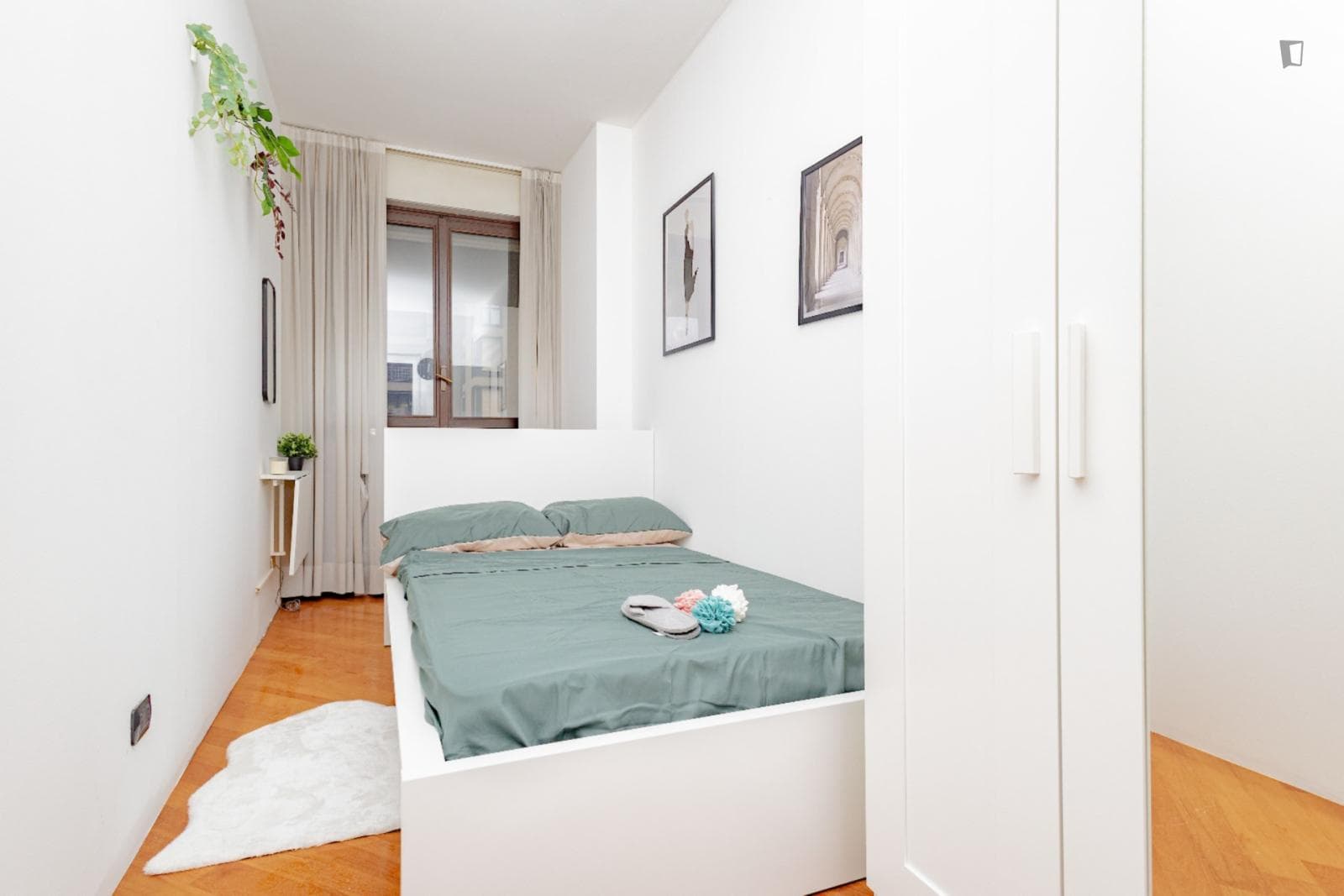 Welcoming bedroom with balcony in Ghisolfa photo 1
