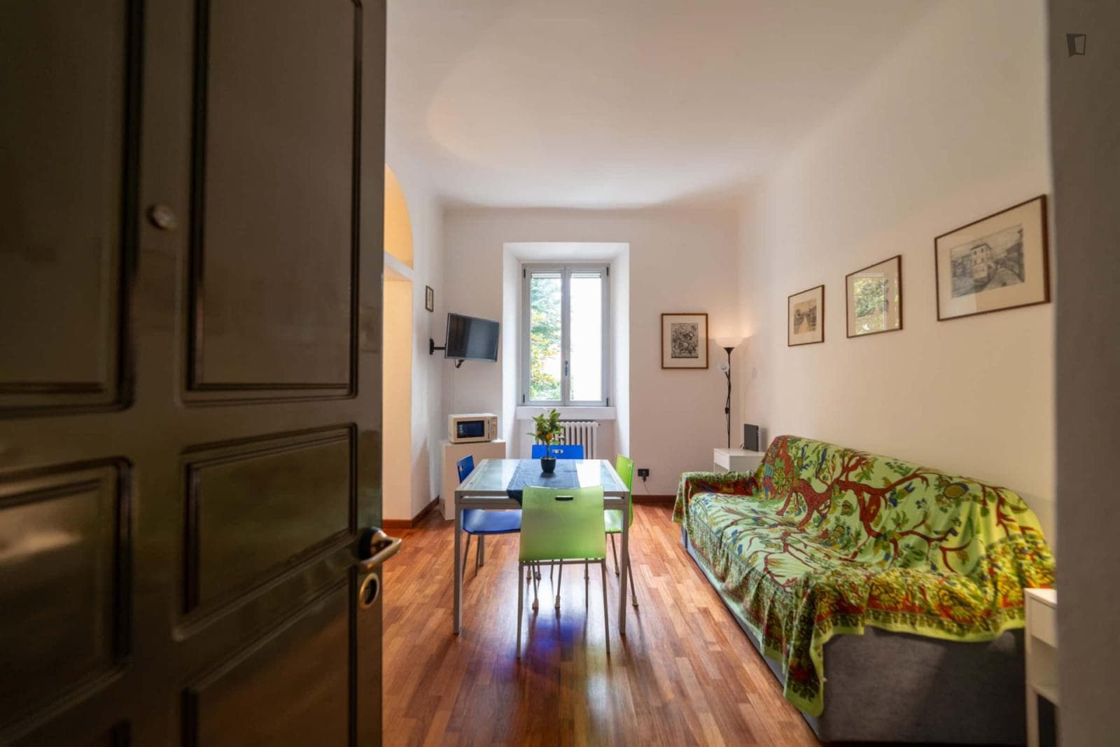 One Bedroom Apartment in Porta Venezia  photo 1