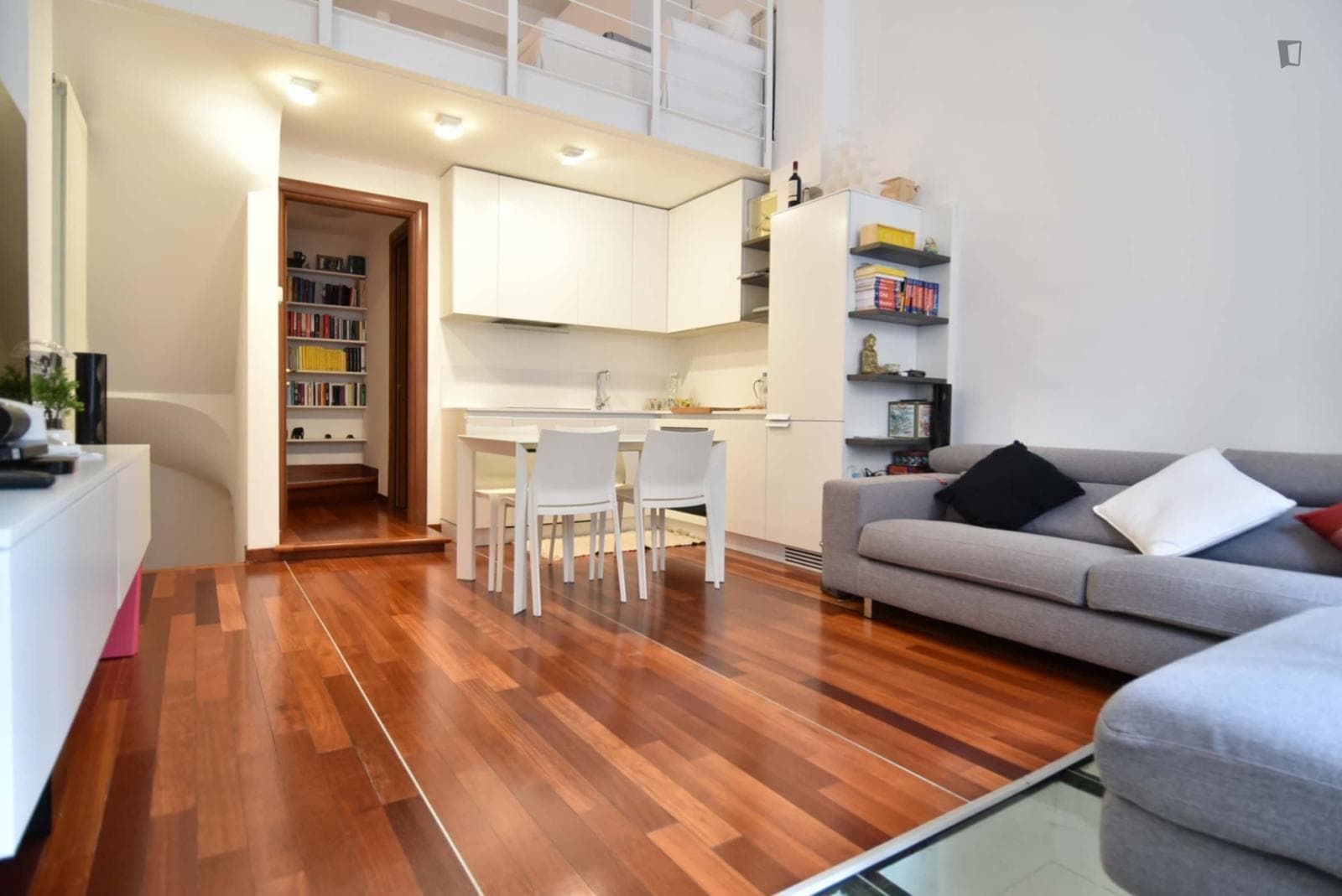 Nice Loft in Isola  photo 1