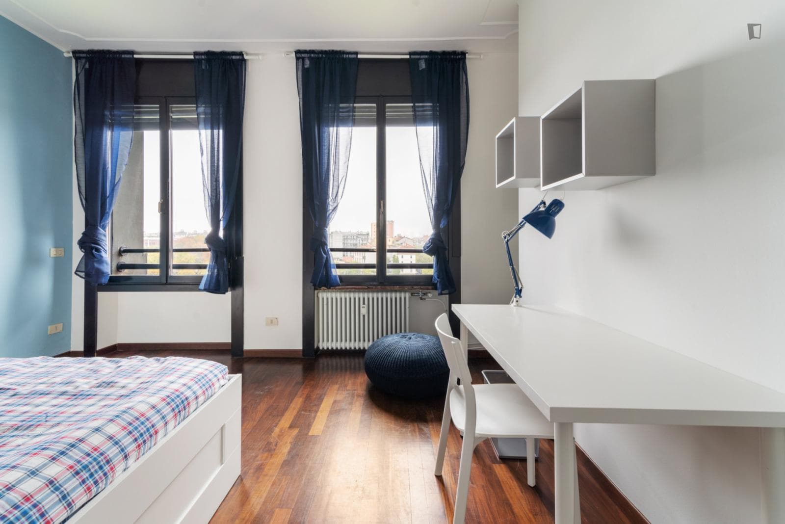 Property photo thumbnail