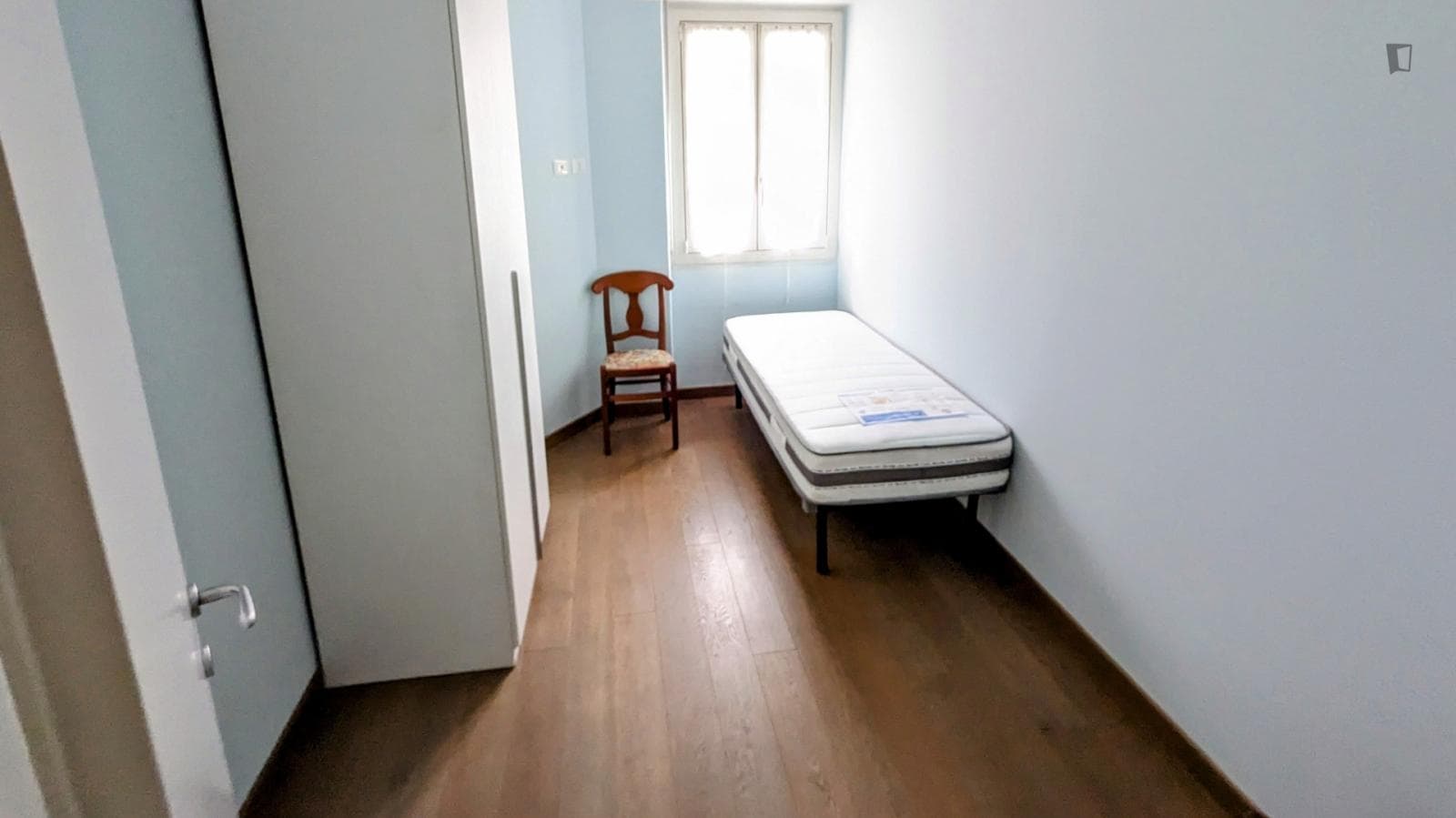 Nice Single Bedroom near Sondrio Metro Station photo 1