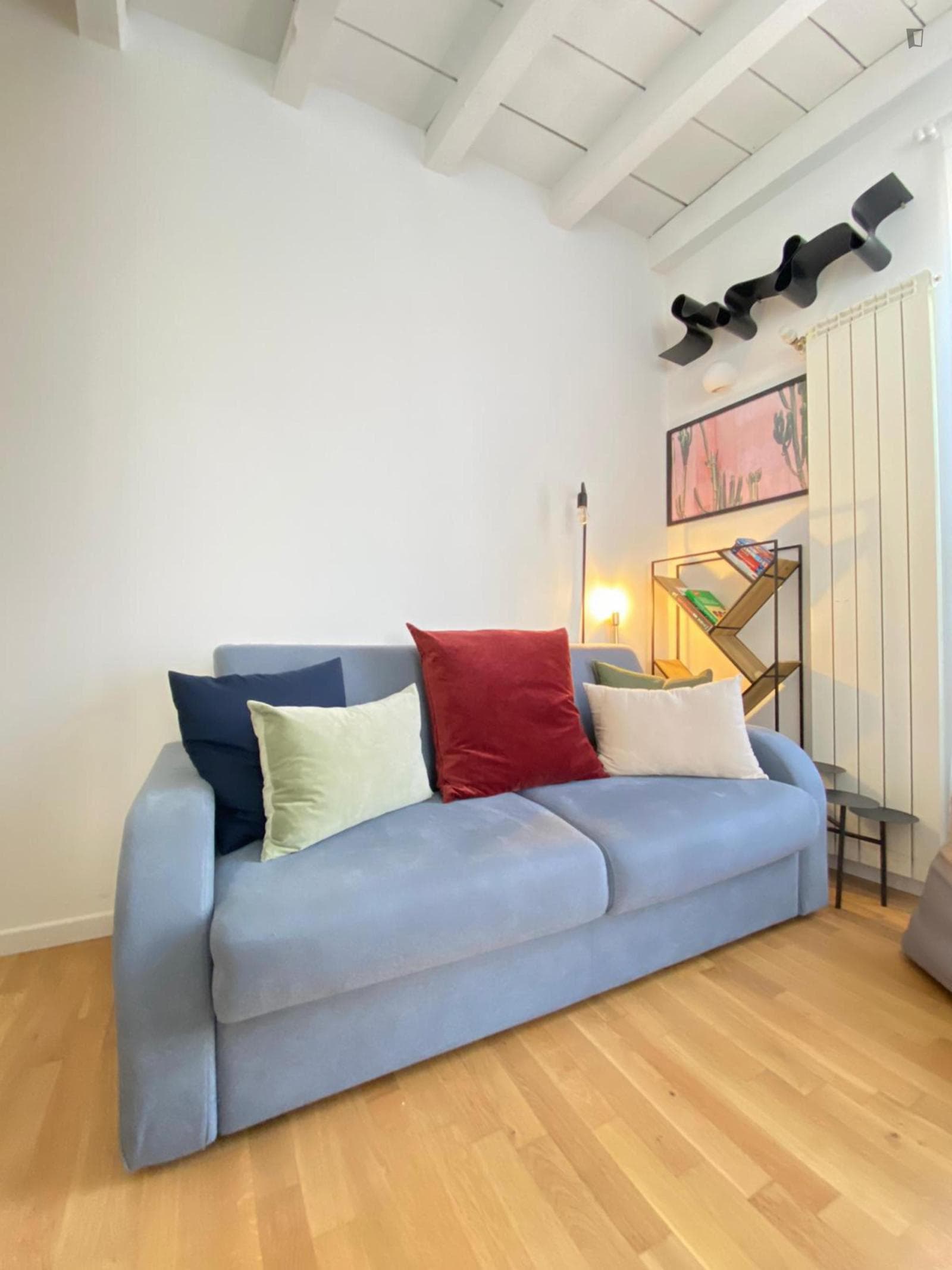 Welcoming 1-bedroom apartment in Sant'Ambrogio photo 1