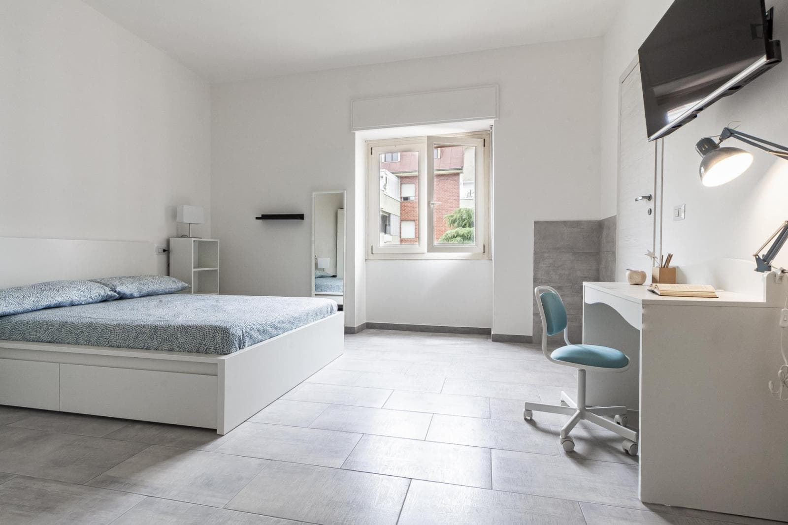 Sublime double ensuite bedroom in the heart of Sassari photo 1