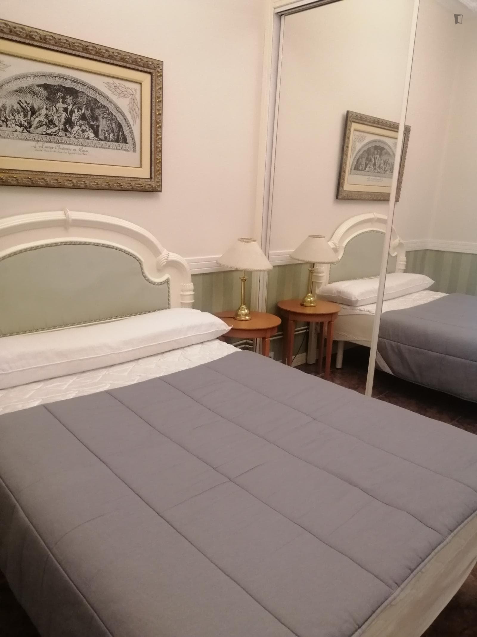 Very cosy double ensuite bedroom near the Campo Grande train station photo 1