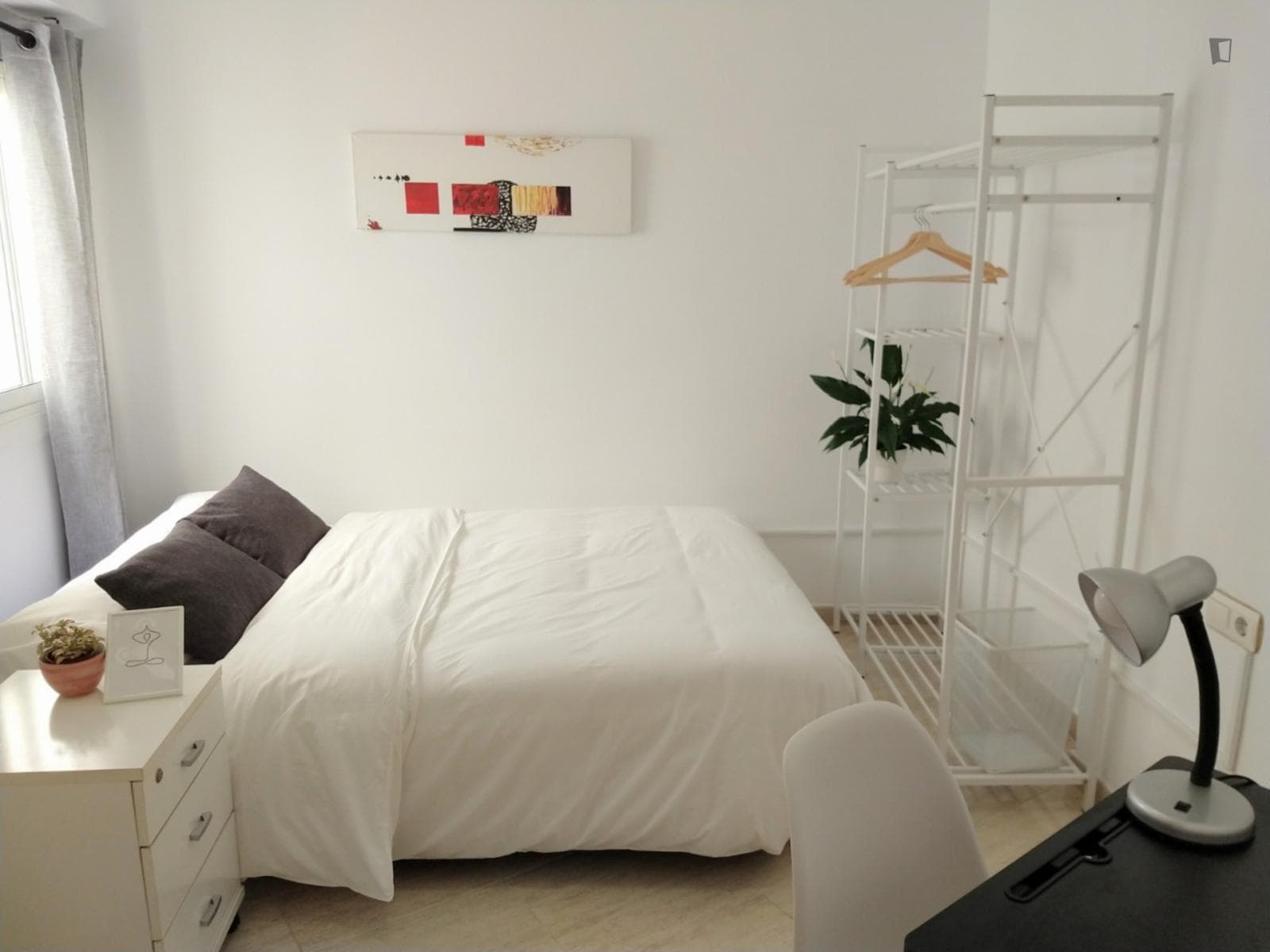 Alluring single bedroom in Campoamor photo 1