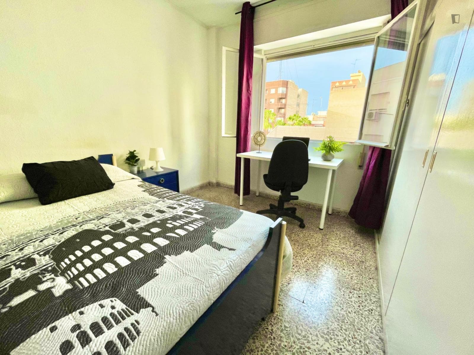 Property photo thumbnail