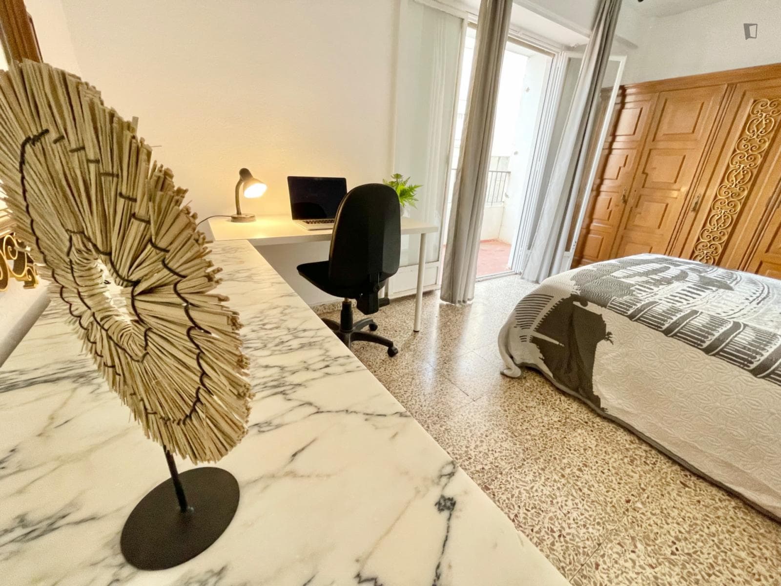 Charming double bedroom with a balcony, in San Vicente del Raspeig photo 1