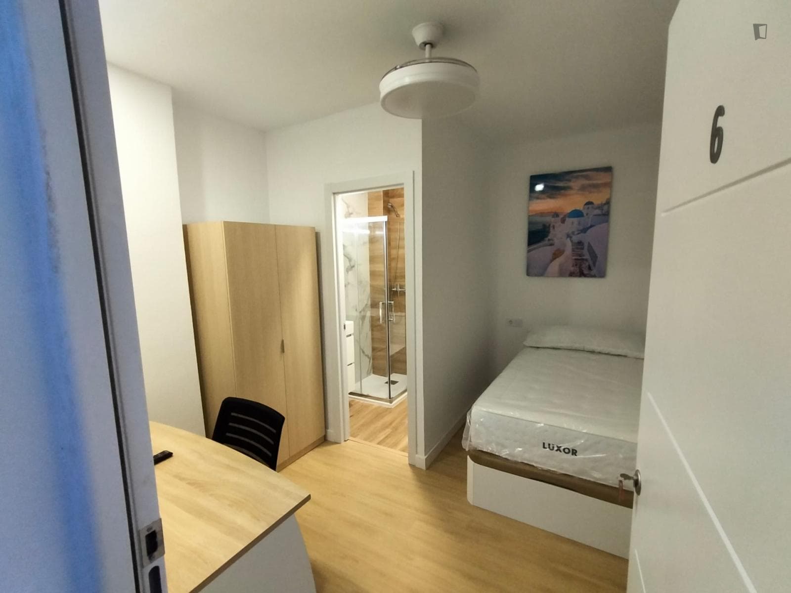 Unique Single Bedroom with a private bathroom close to UCAM University photo 1
